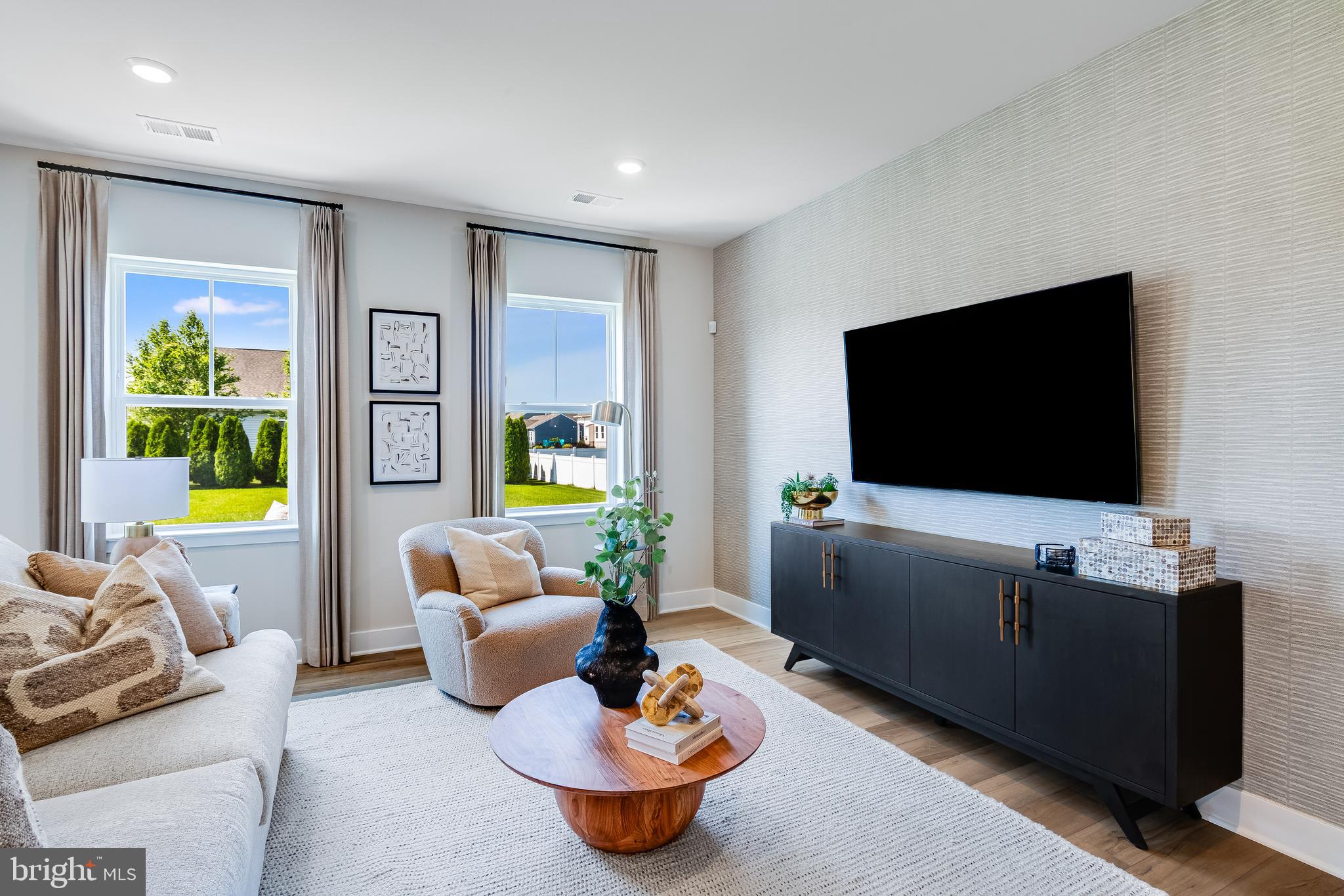 SOMERTON CHASE - Residential