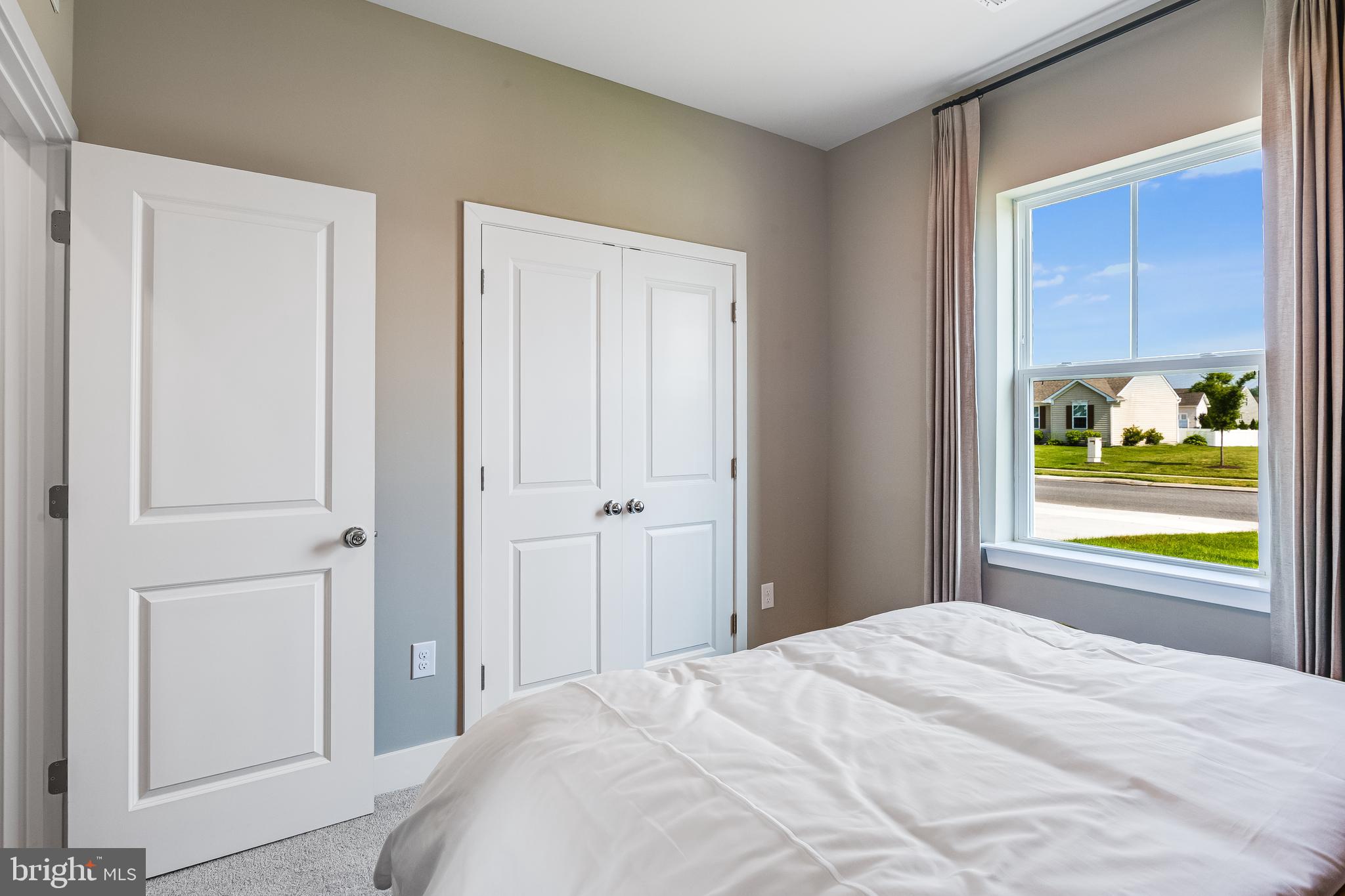 SOMERTON CHASE - Residential