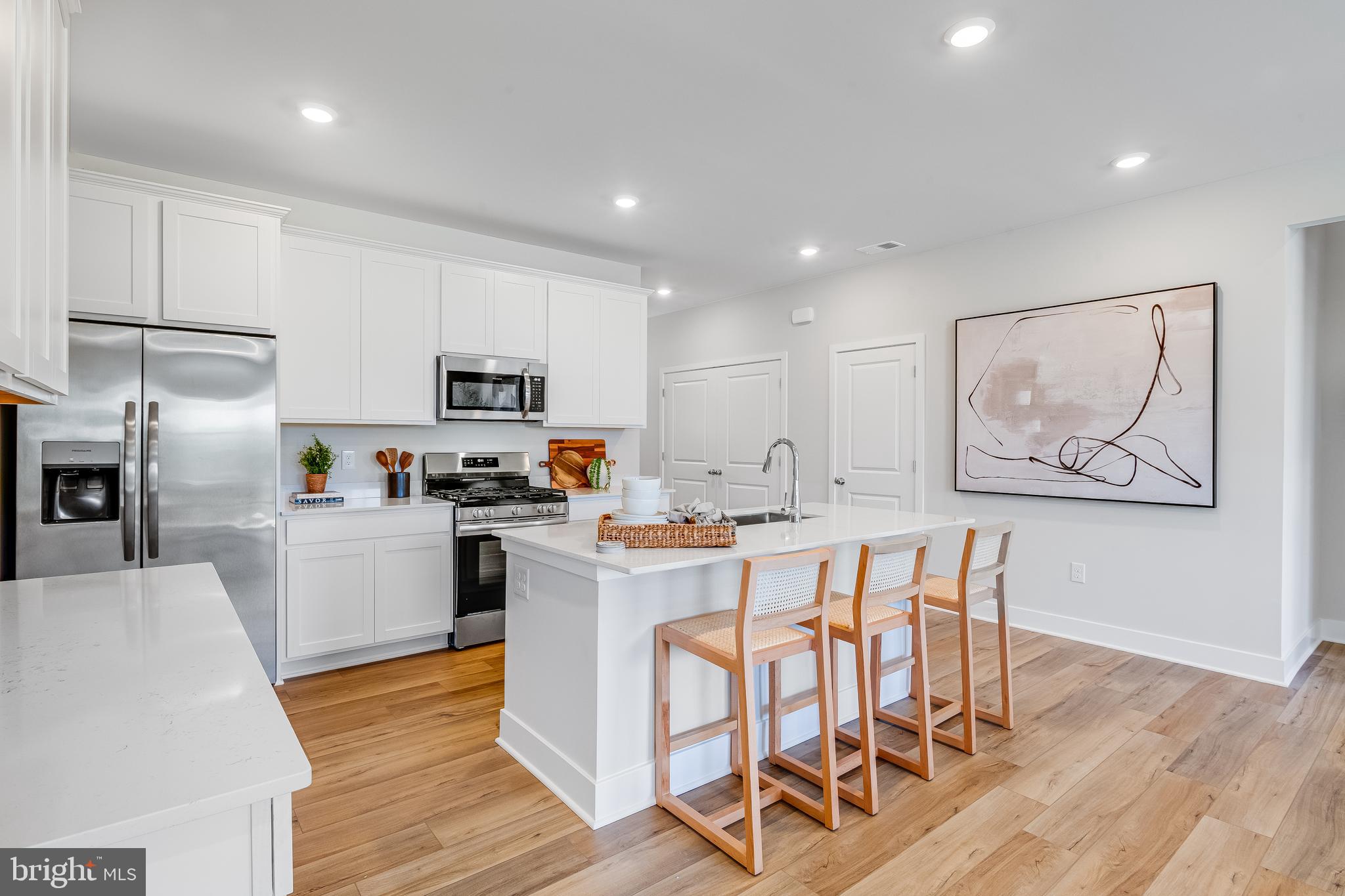 SOMERTON CHASE - Residential