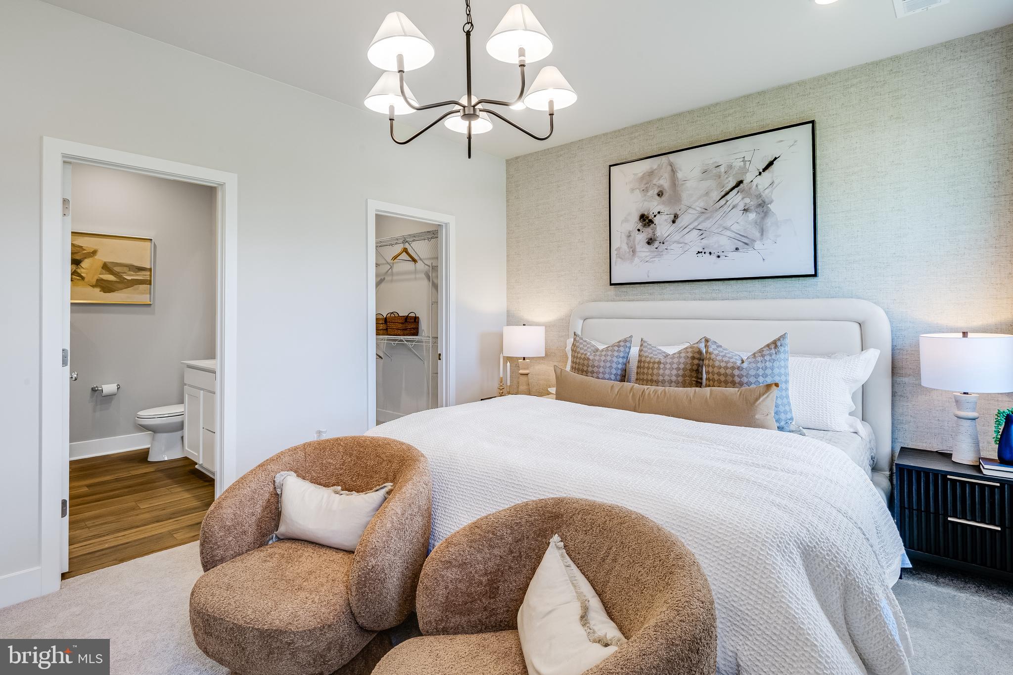 SOMERTON CHASE - Residential