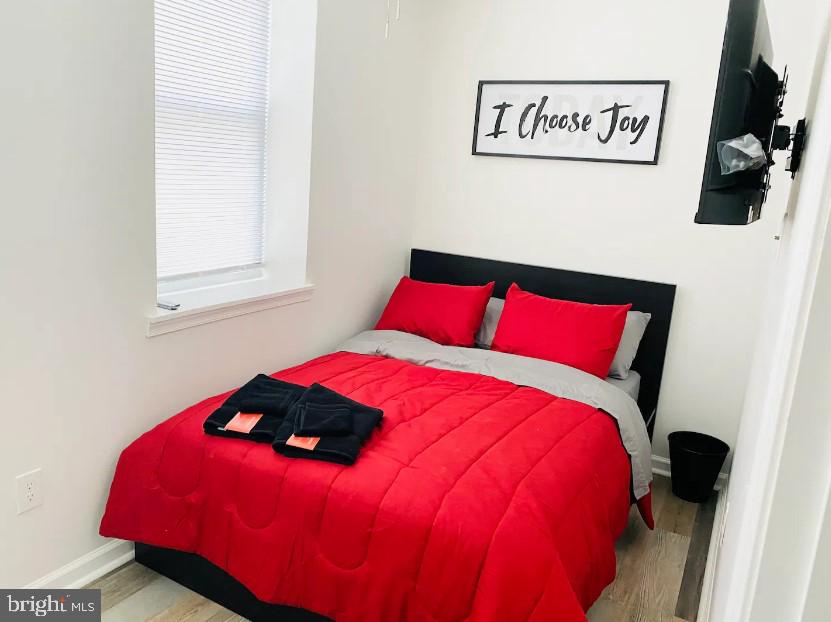 STRAWBERRY MANSION - Residential Lease