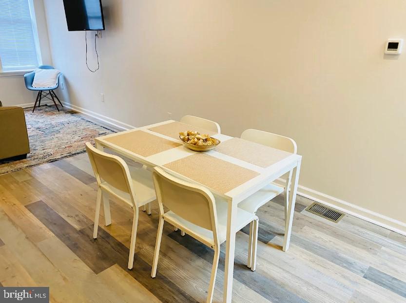 STRAWBERRY MANSION - Residential Lease