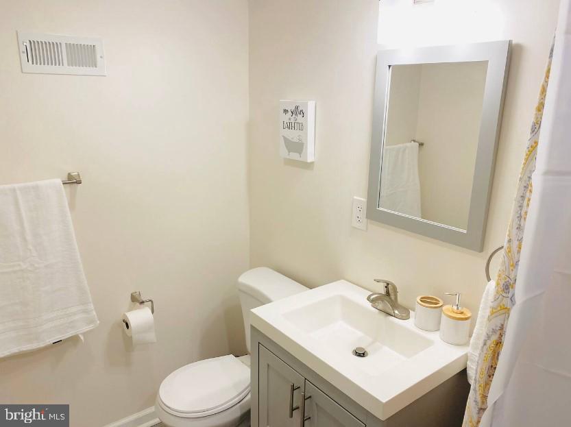 STRAWBERRY MANSION - Residential Lease