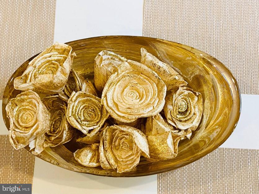 STRAWBERRY MANSION - Residential Lease