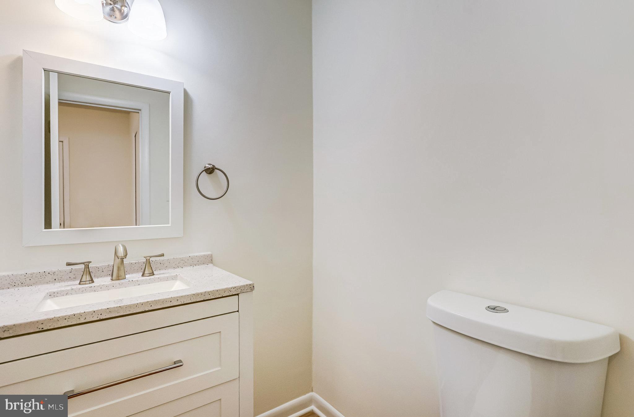 AMERICANA FAIRFAX - Residential Lease