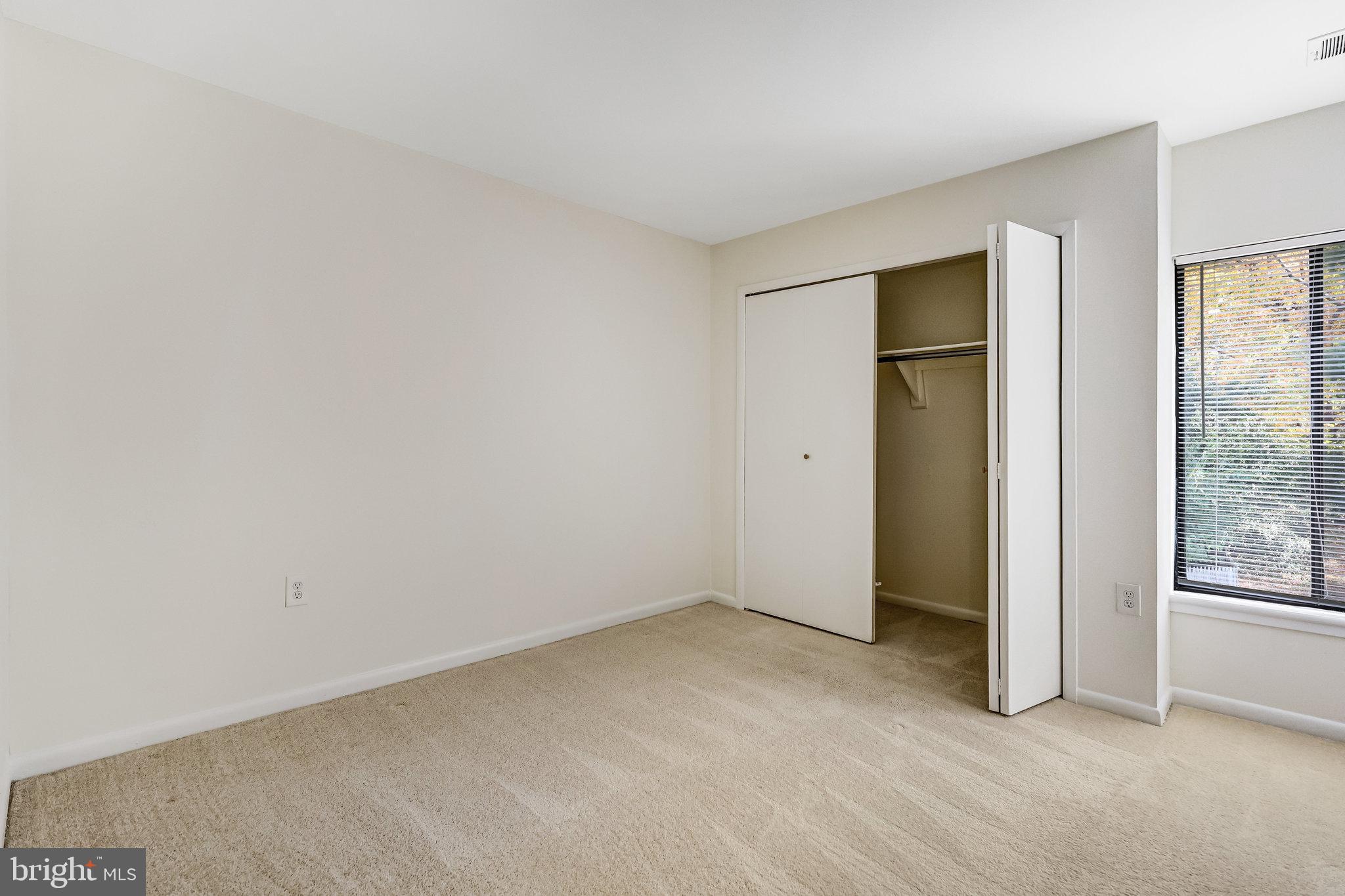 AMERICANA FAIRFAX - Residential Lease