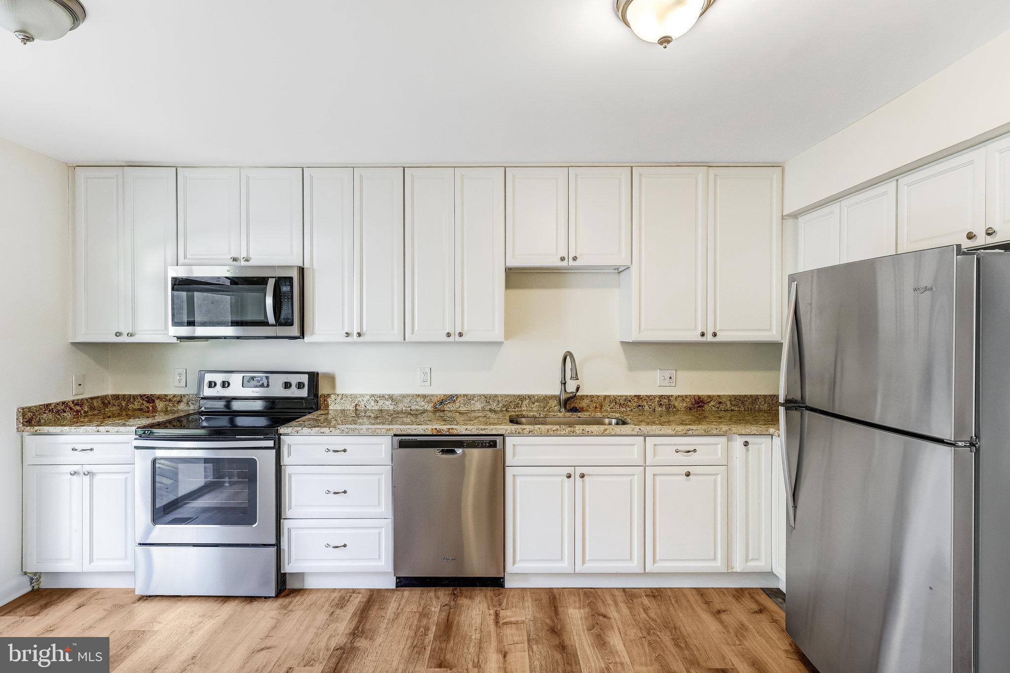 AMERICANA FAIRFAX - Residential Lease