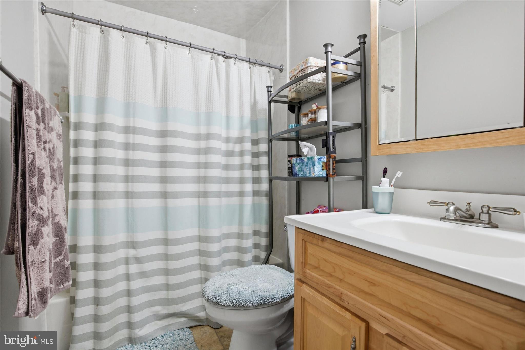 OLDE COLONIAL GREENE - Residential