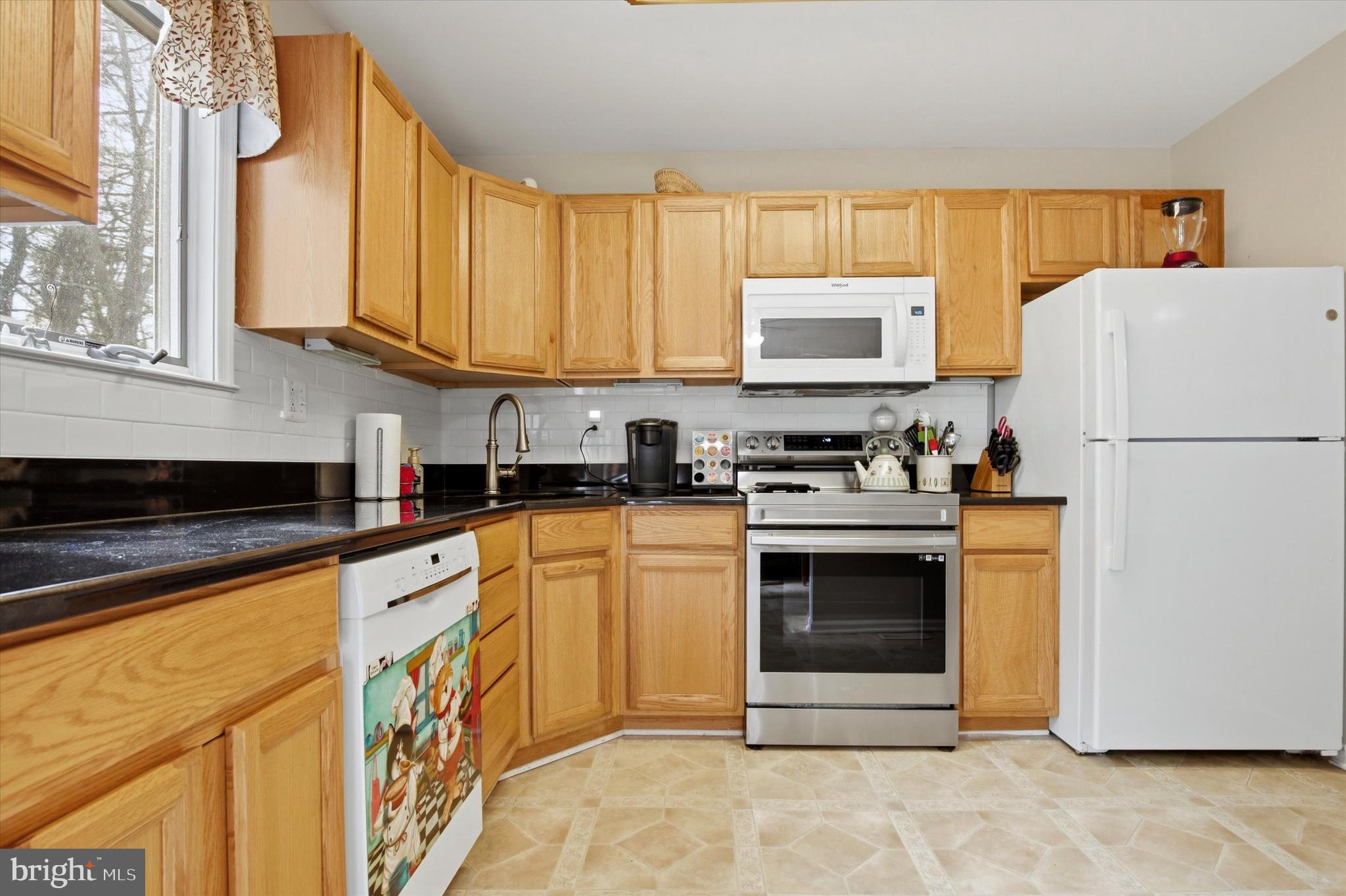 OLDE COLONIAL GREENE - Residential