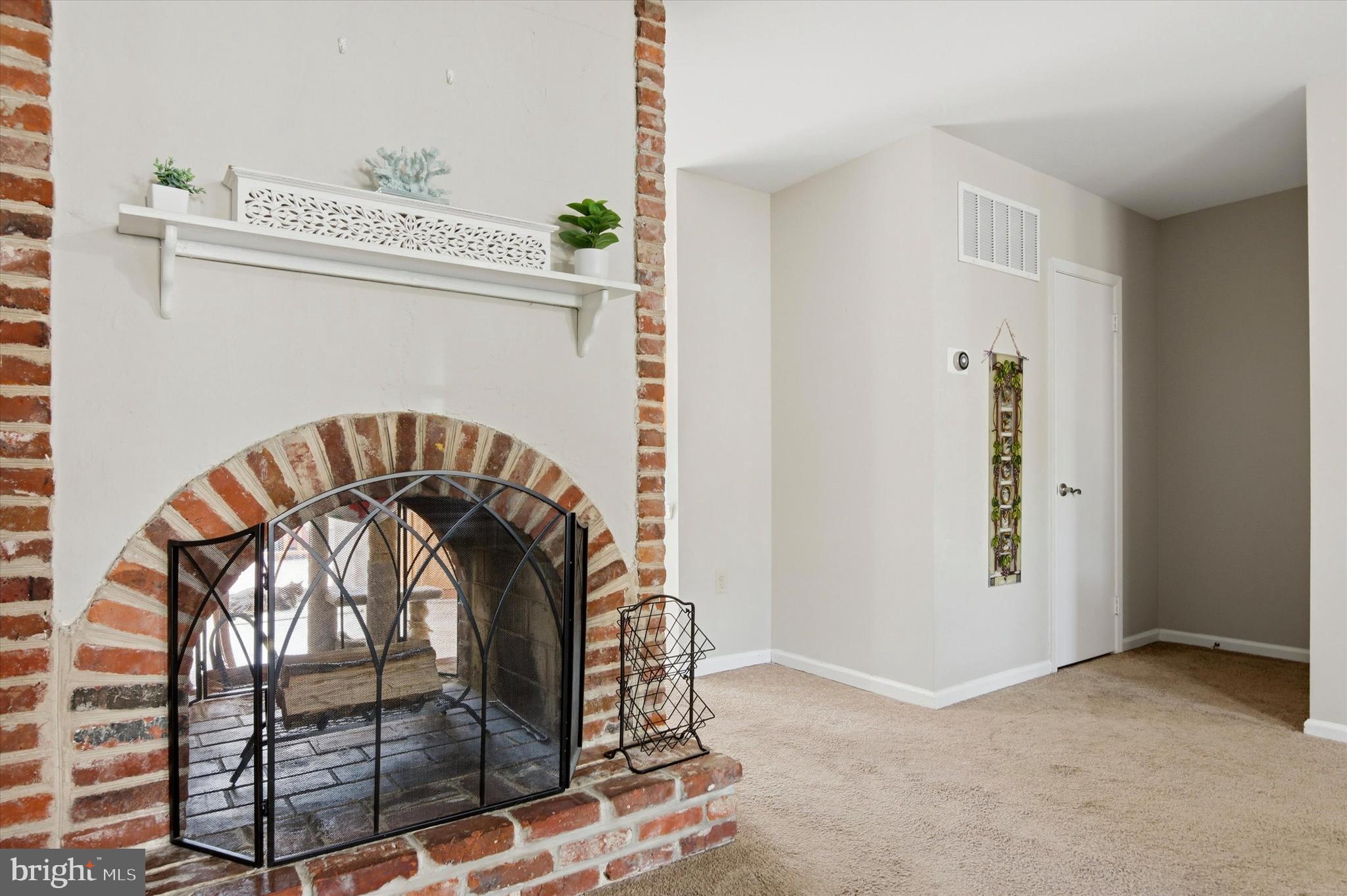 OLDE COLONIAL GREENE - Residential