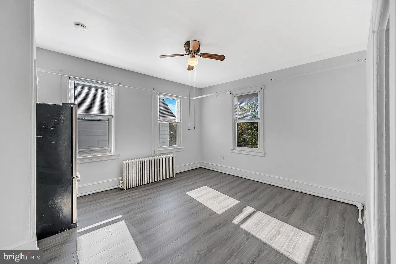 Beverly, New Jersey 08010, United States, 3 Bedrooms Bedrooms, ,1 BathroomBathrooms,Residential,Active,14709