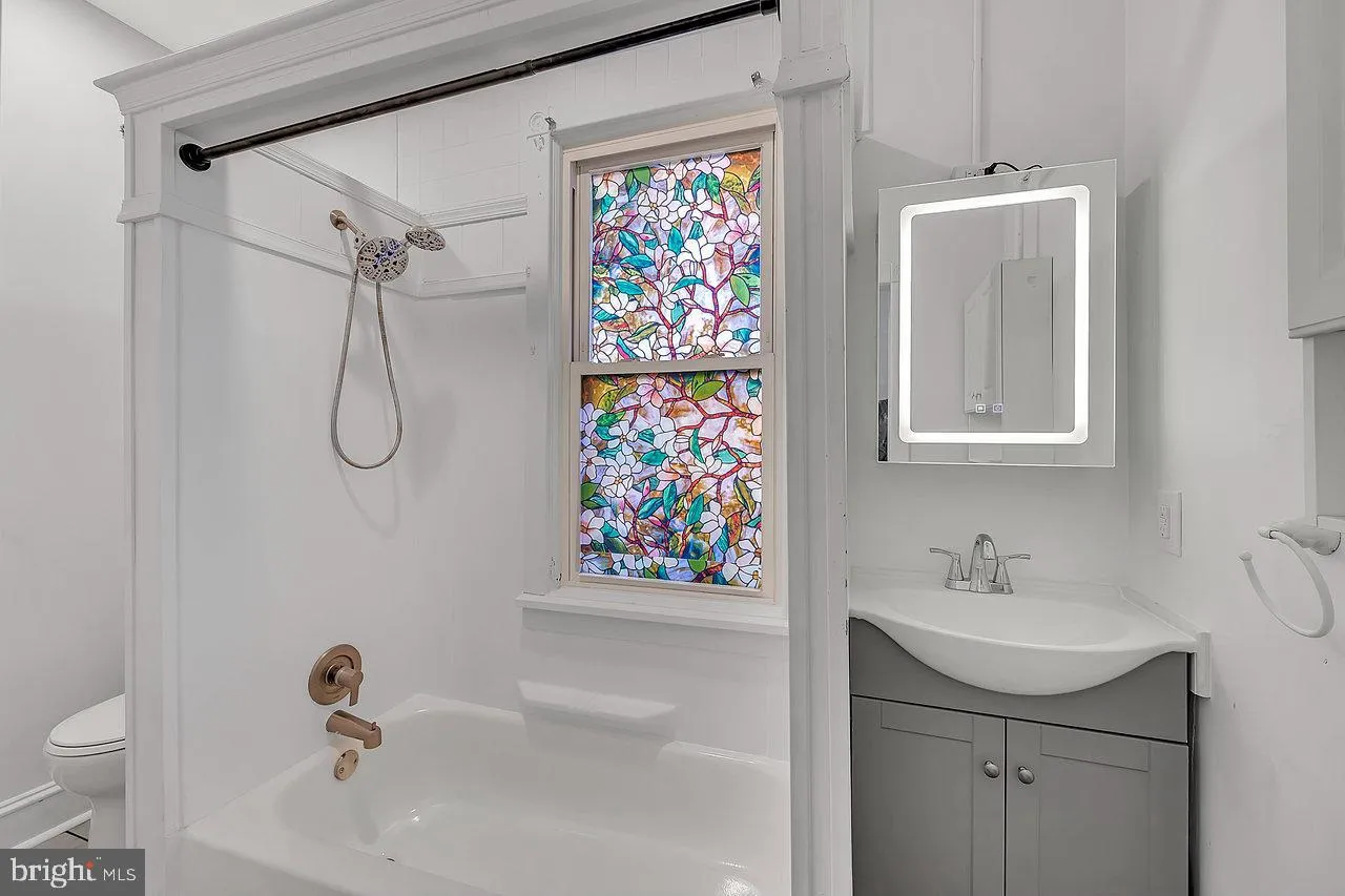 Beverly, New Jersey 08010, United States, 3 Bedrooms Bedrooms, ,1 BathroomBathrooms,Residential,Active,14709