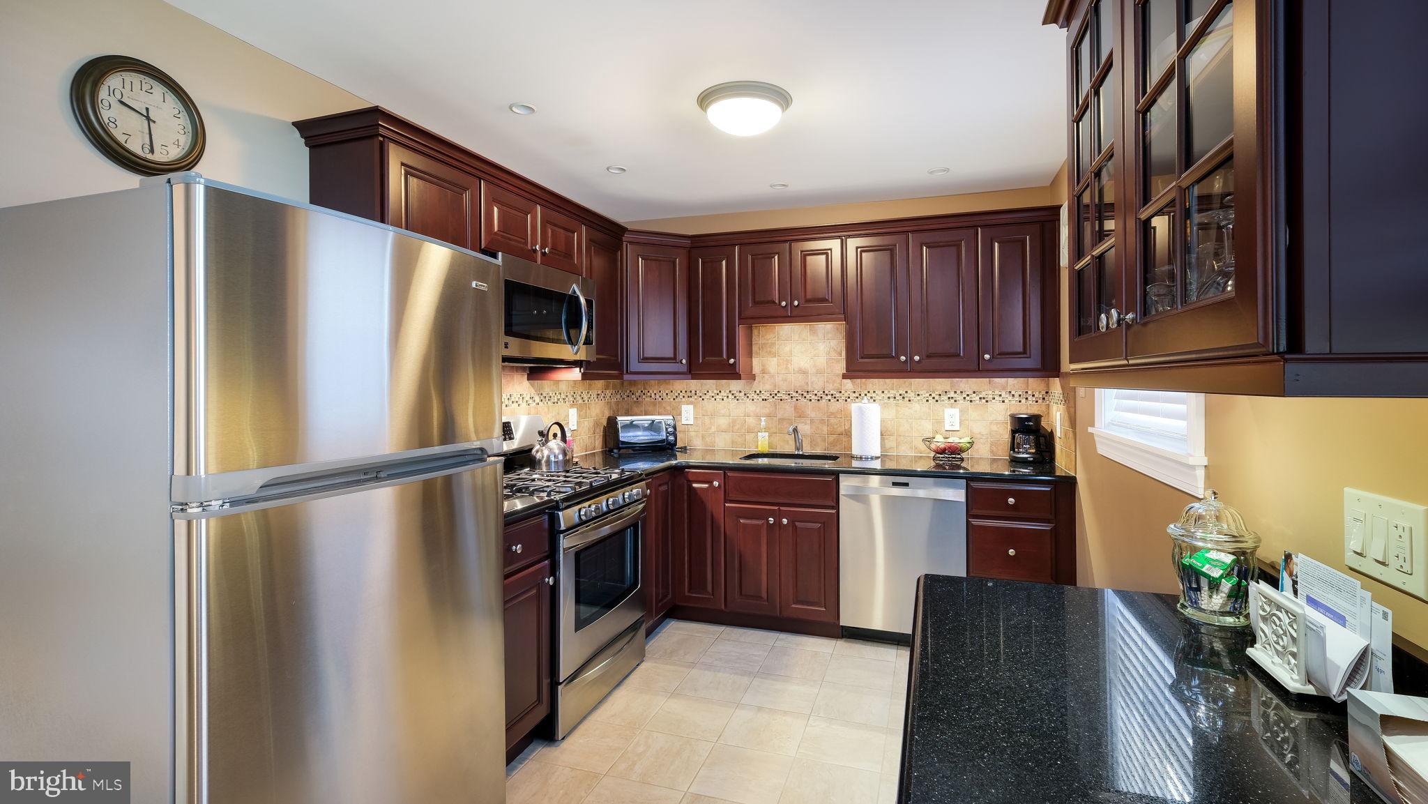 WALTON PARK - Residential