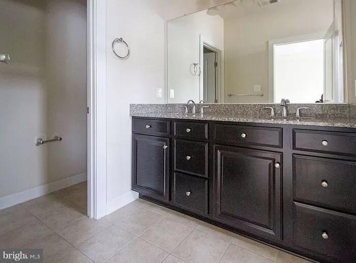 WATKINS MILL TOWN CENTER - Residential Lease