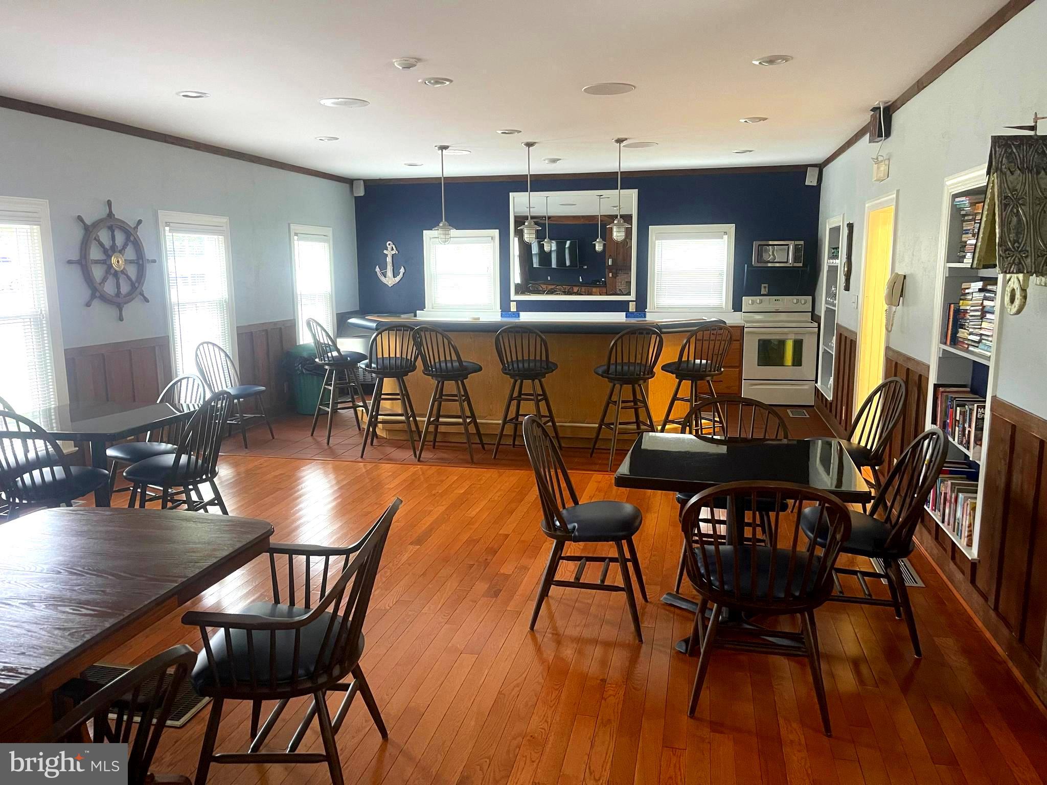 STRATFORD HARBOUR - Residential