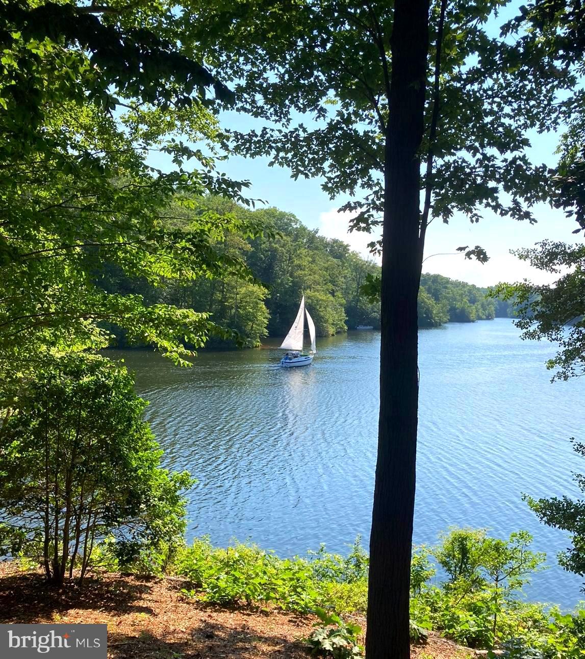 STRATFORD HARBOUR - Residential