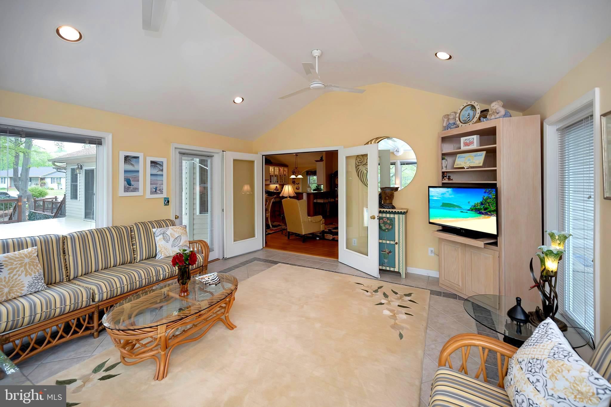 STRATFORD HARBOUR - Residential