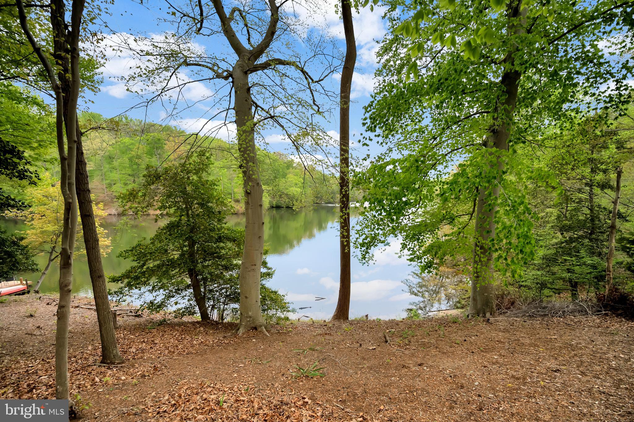 STRATFORD HARBOUR - Residential