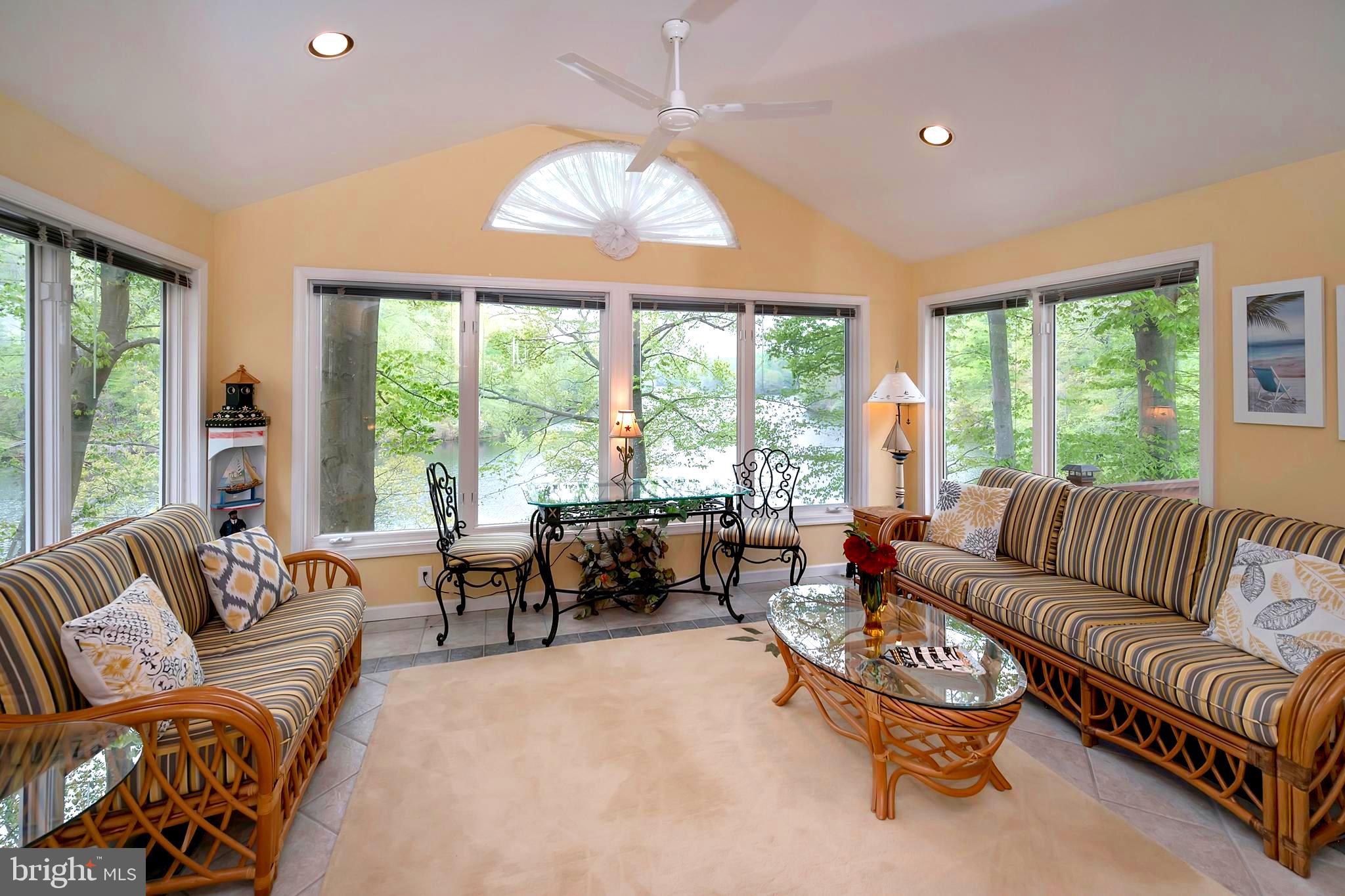 STRATFORD HARBOUR - Residential