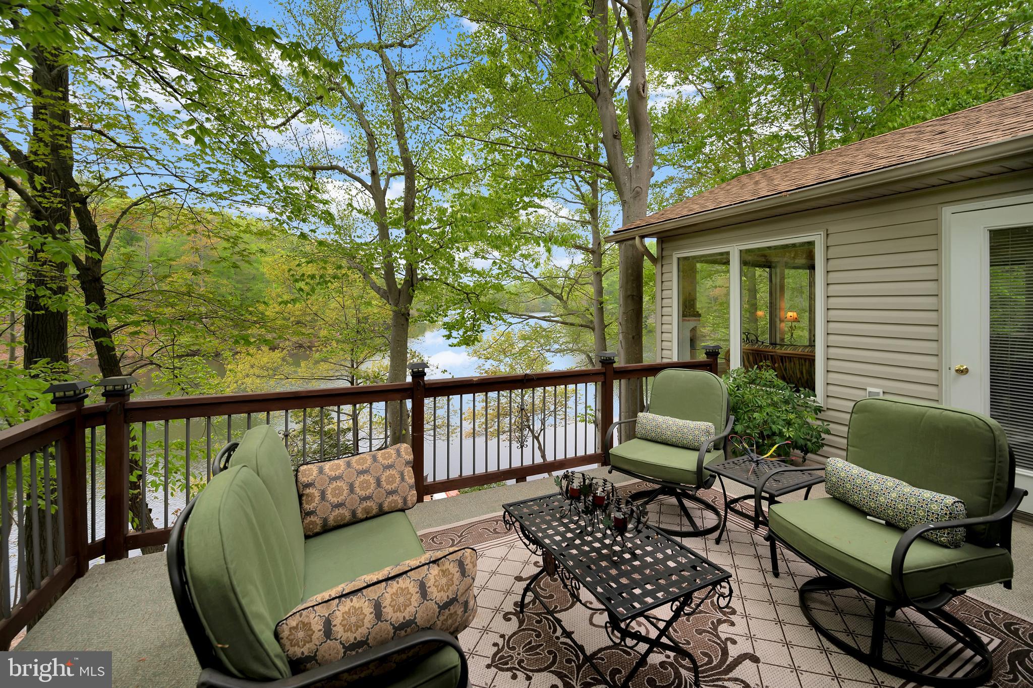 STRATFORD HARBOUR - Residential