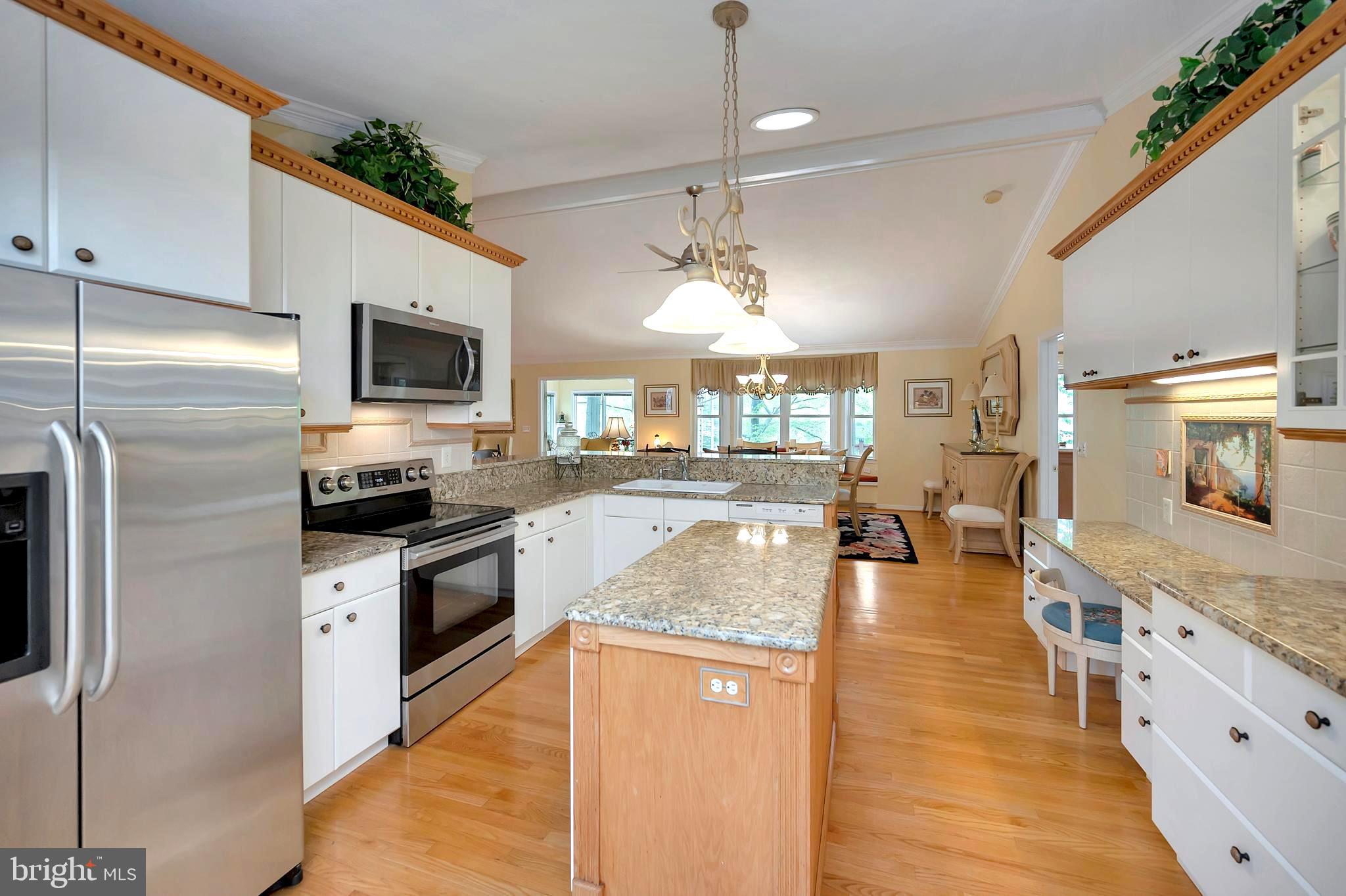 STRATFORD HARBOUR - Residential