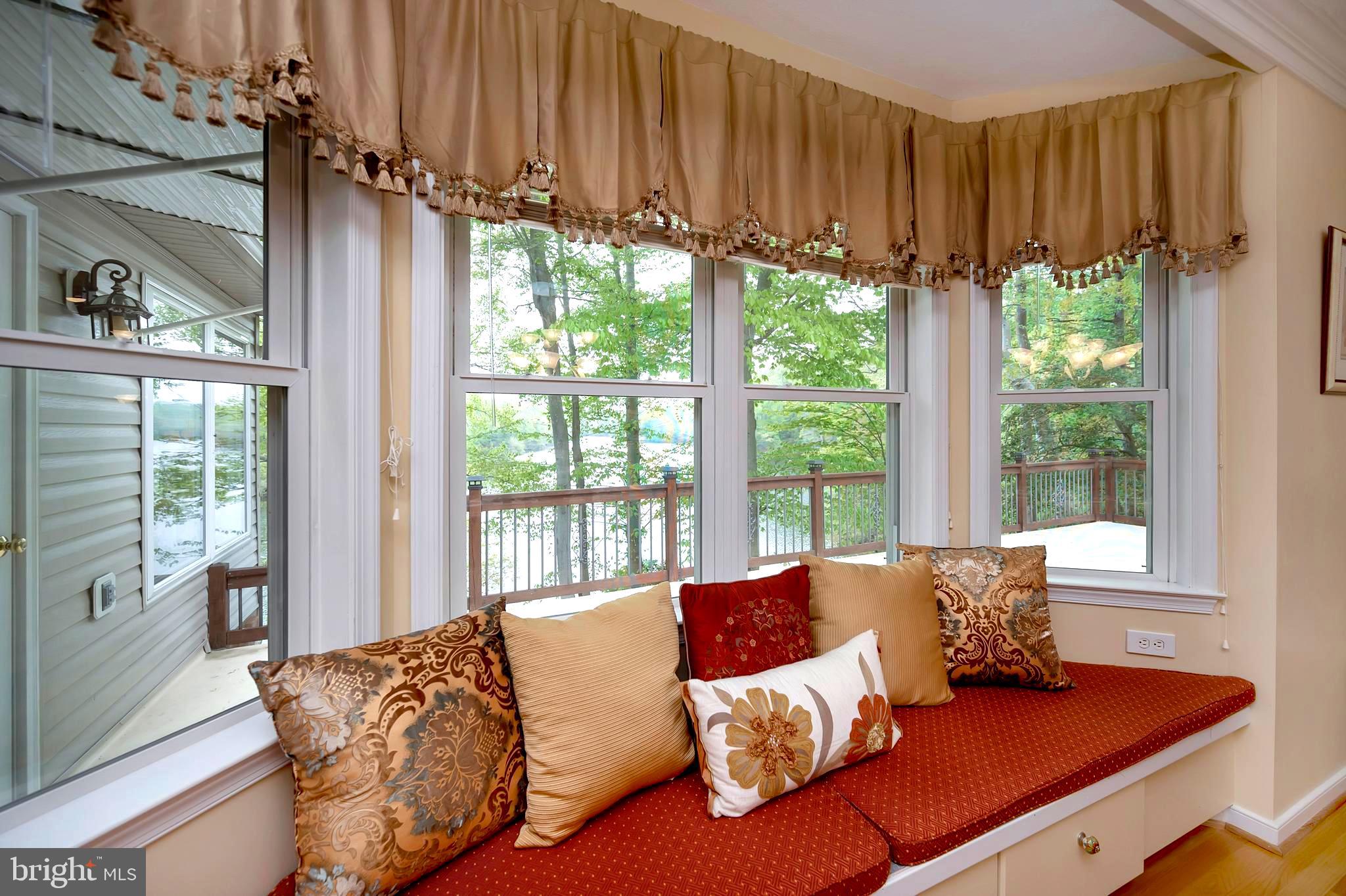 STRATFORD HARBOUR - Residential