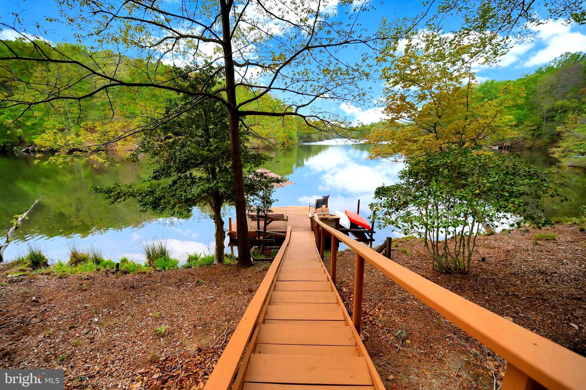 STRATFORD HARBOUR - Residential