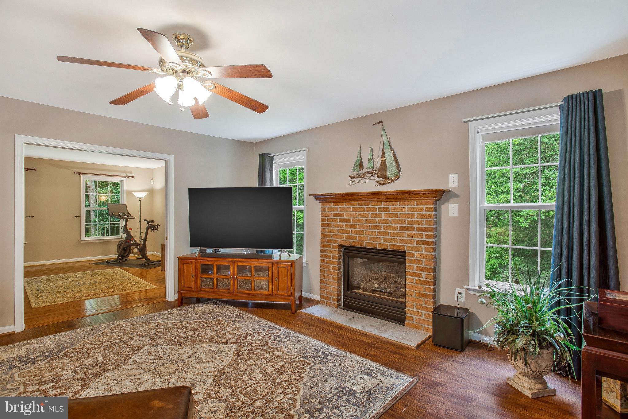 DRUM POINT - Residential