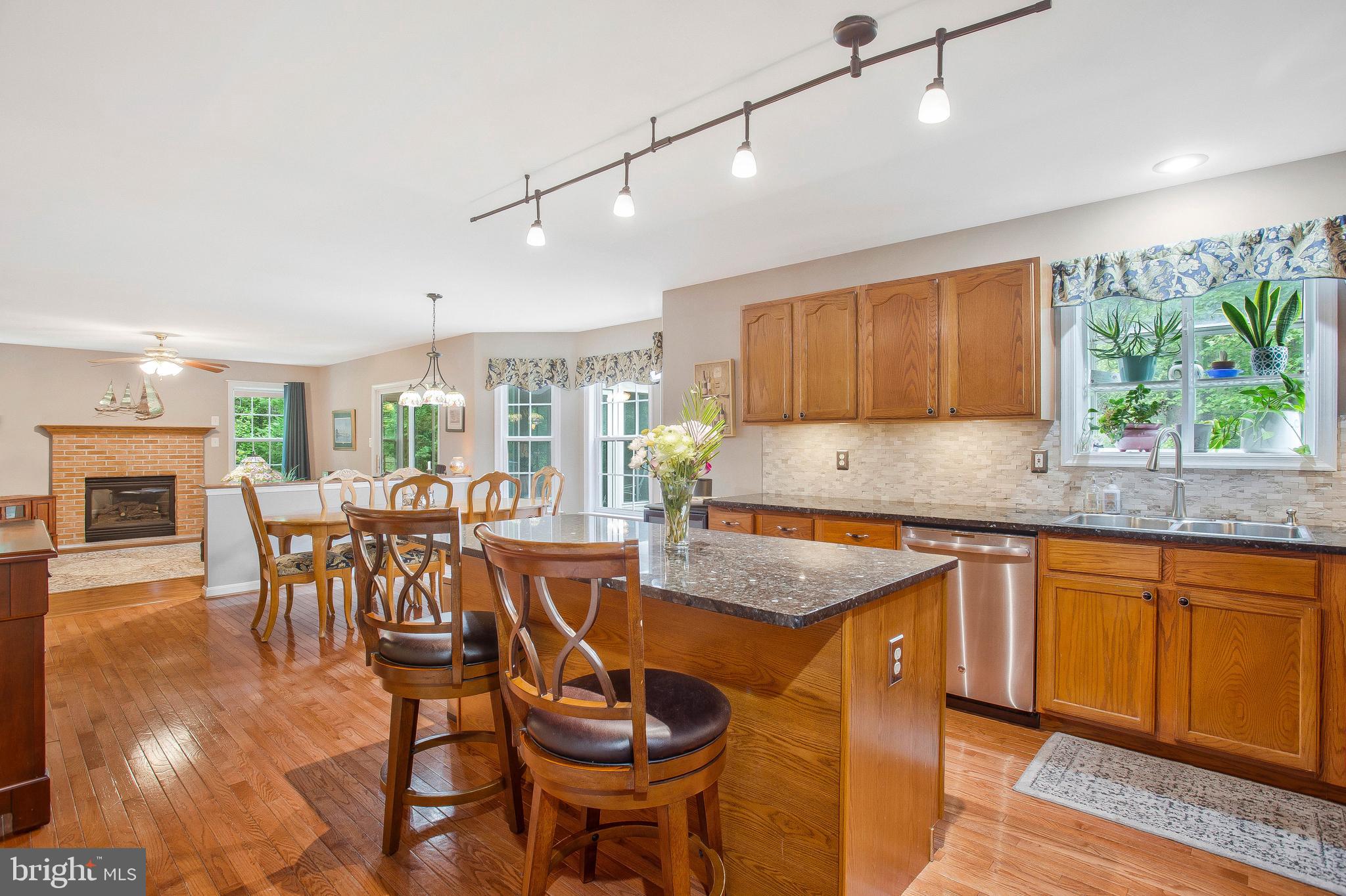 DRUM POINT - Residential