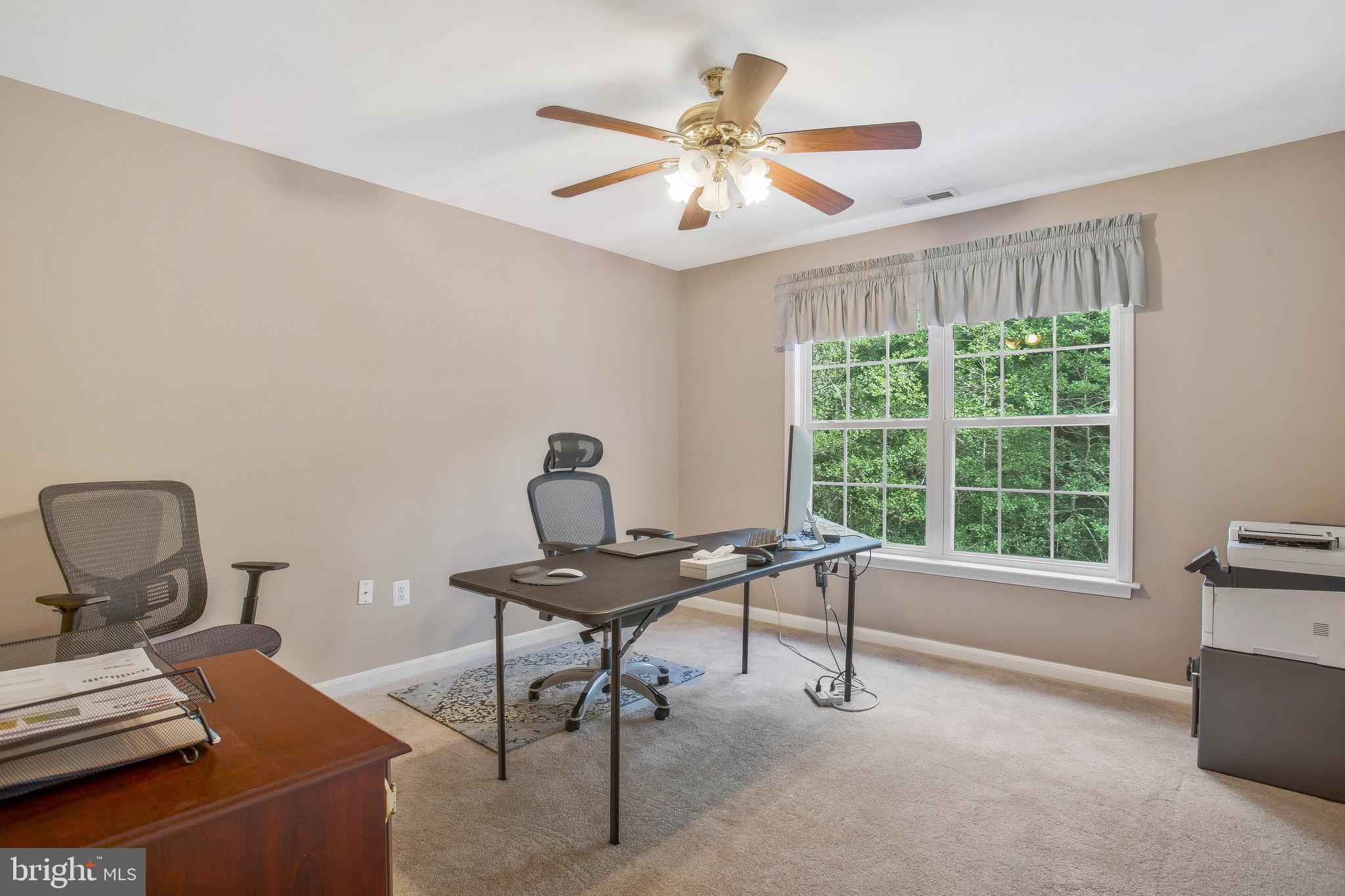 DRUM POINT - Residential