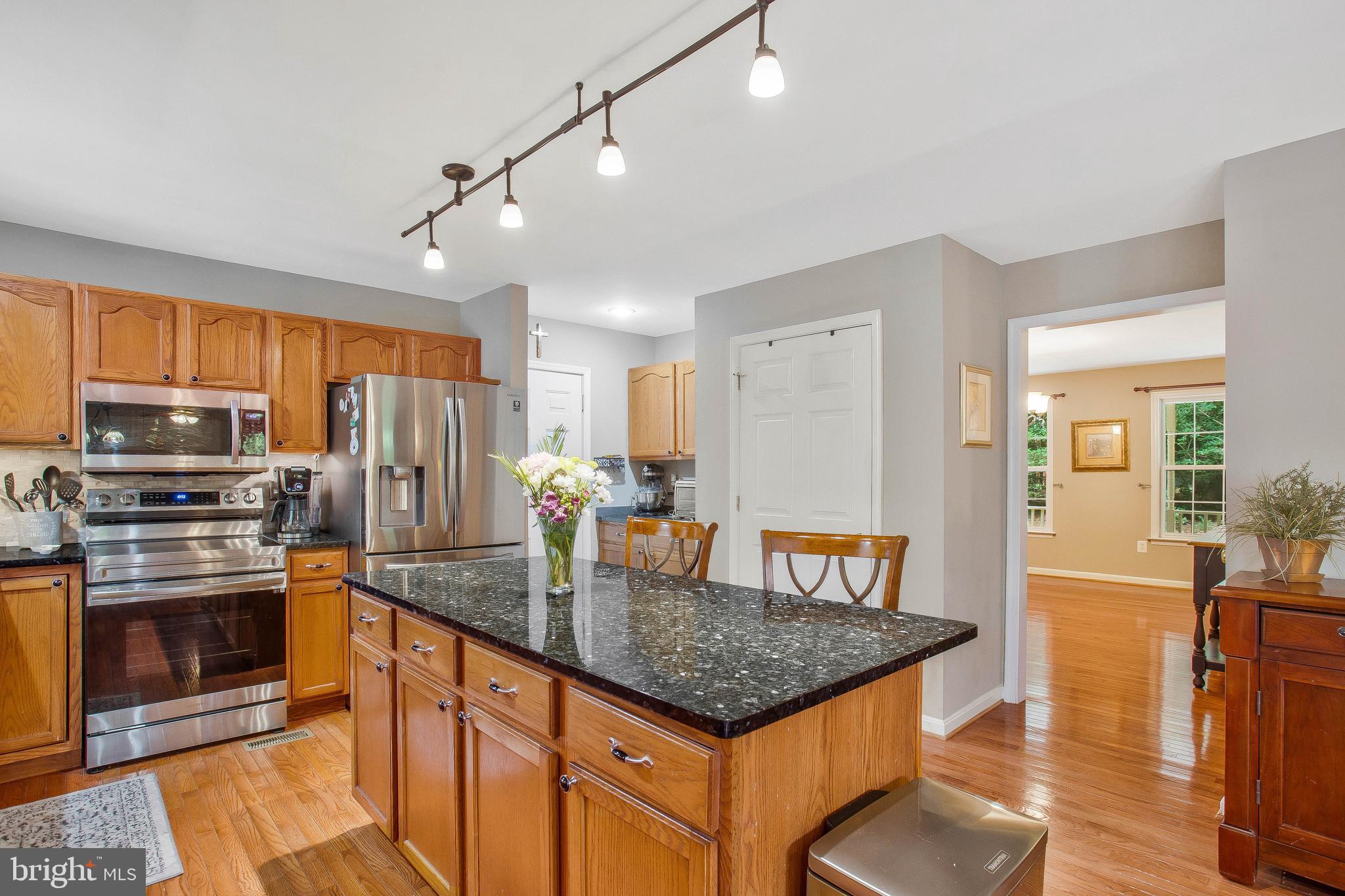 DRUM POINT - Residential