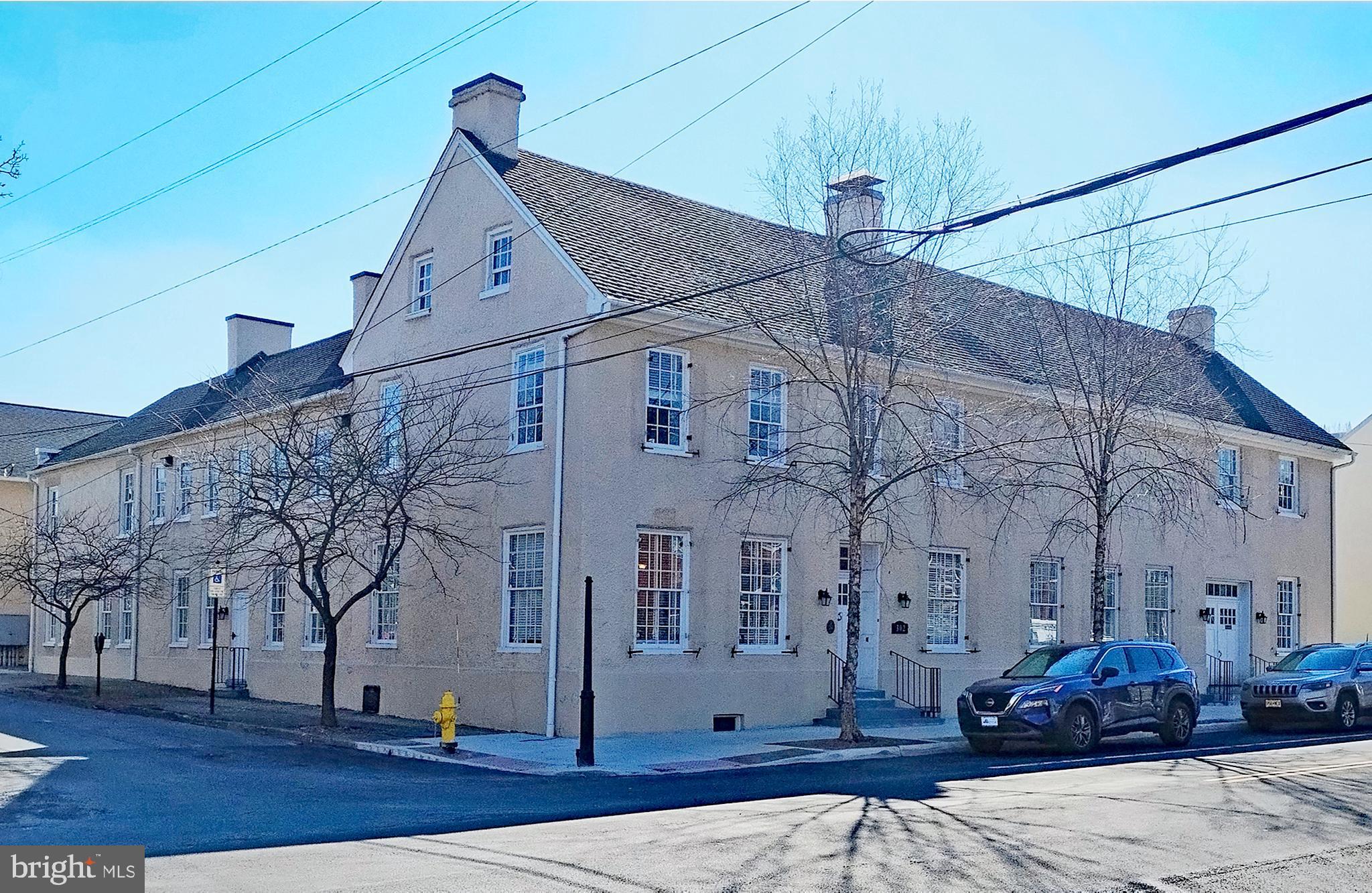 302 S LOUDOUN STREET