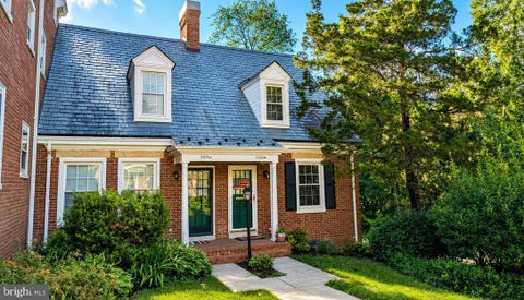 Townhouse For Rent - 3305 S Wakefield Street #A<br/> Arlington County, ARLINGTON, VA 22206