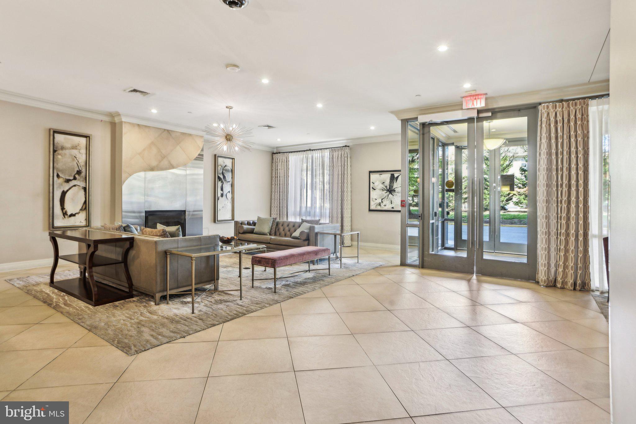 MIDTOWN ALEXANDRIA STATION CONDOMINIUM - Residential