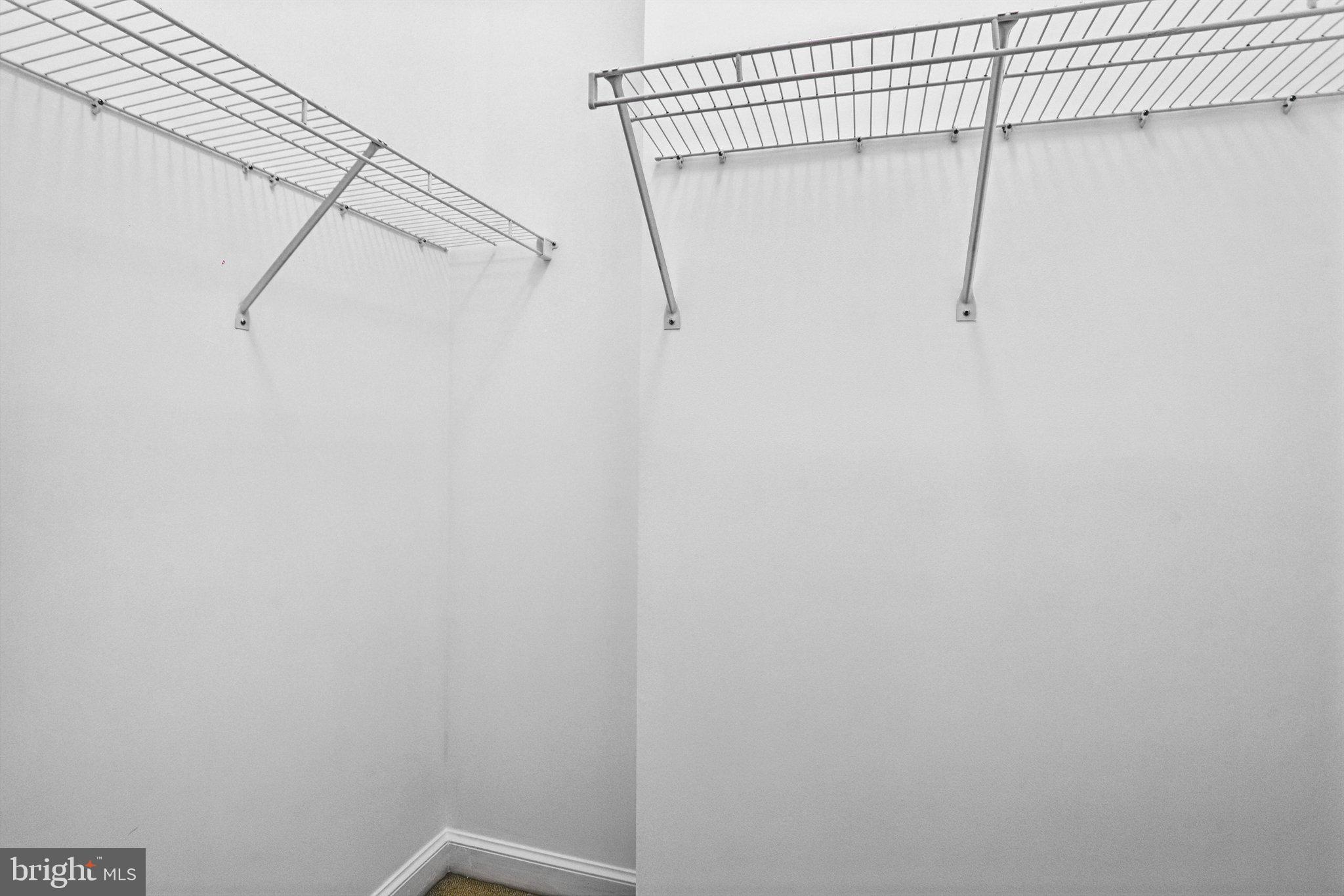 MIDTOWN ALEXANDRIA STATION CONDOMINIUM - Residential