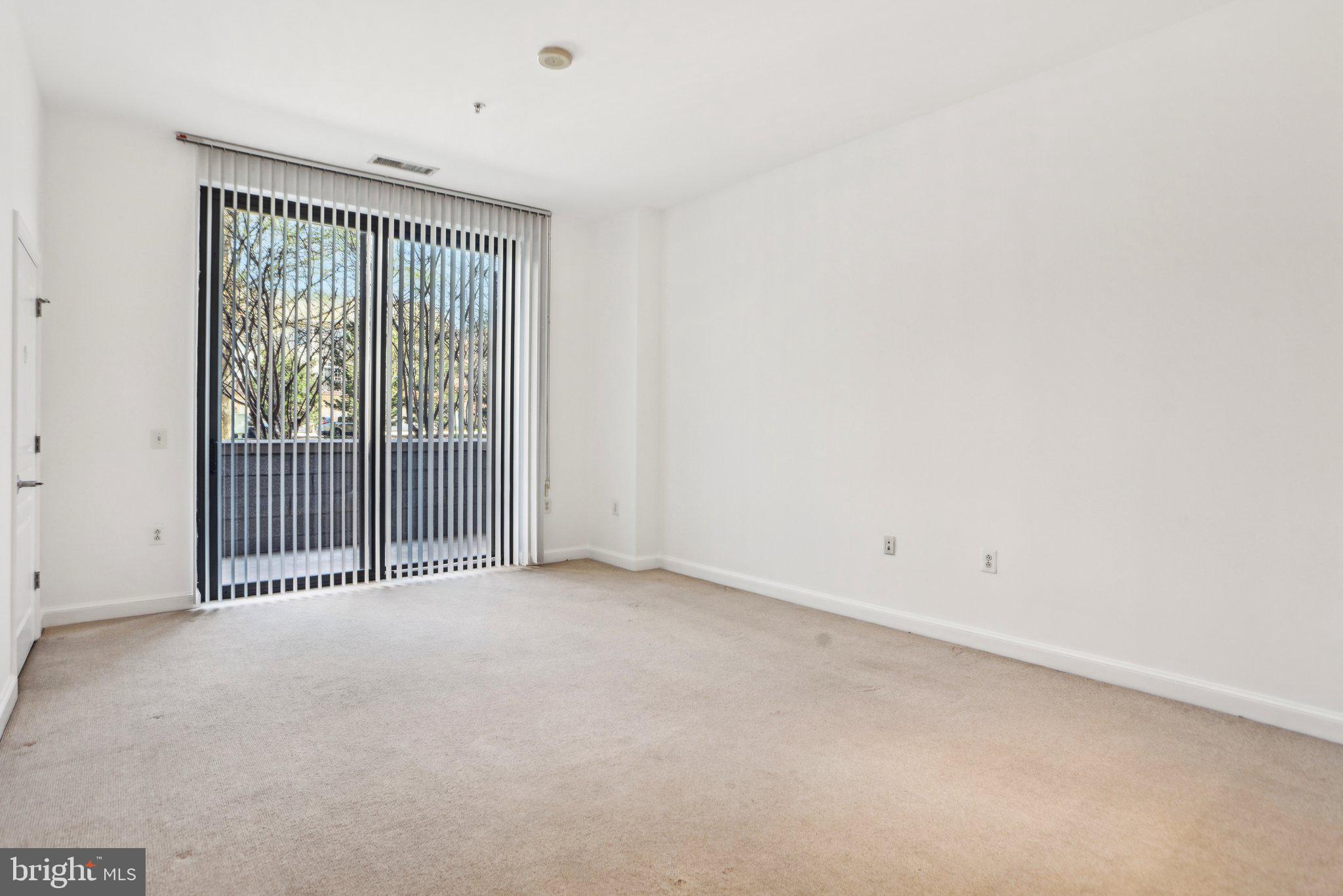 MIDTOWN ALEXANDRIA STATION CONDOMINIUM - Residential