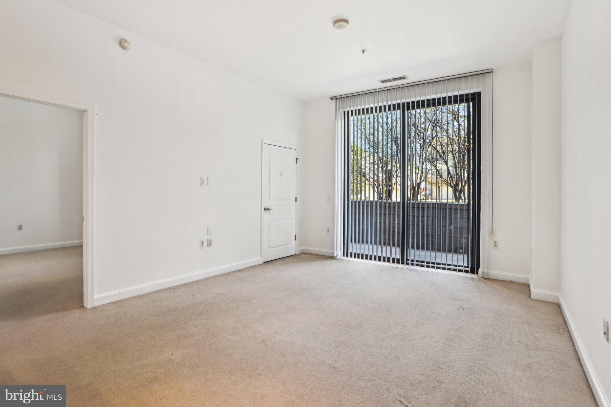 MIDTOWN ALEXANDRIA STATION CONDOMINIUM - Residential