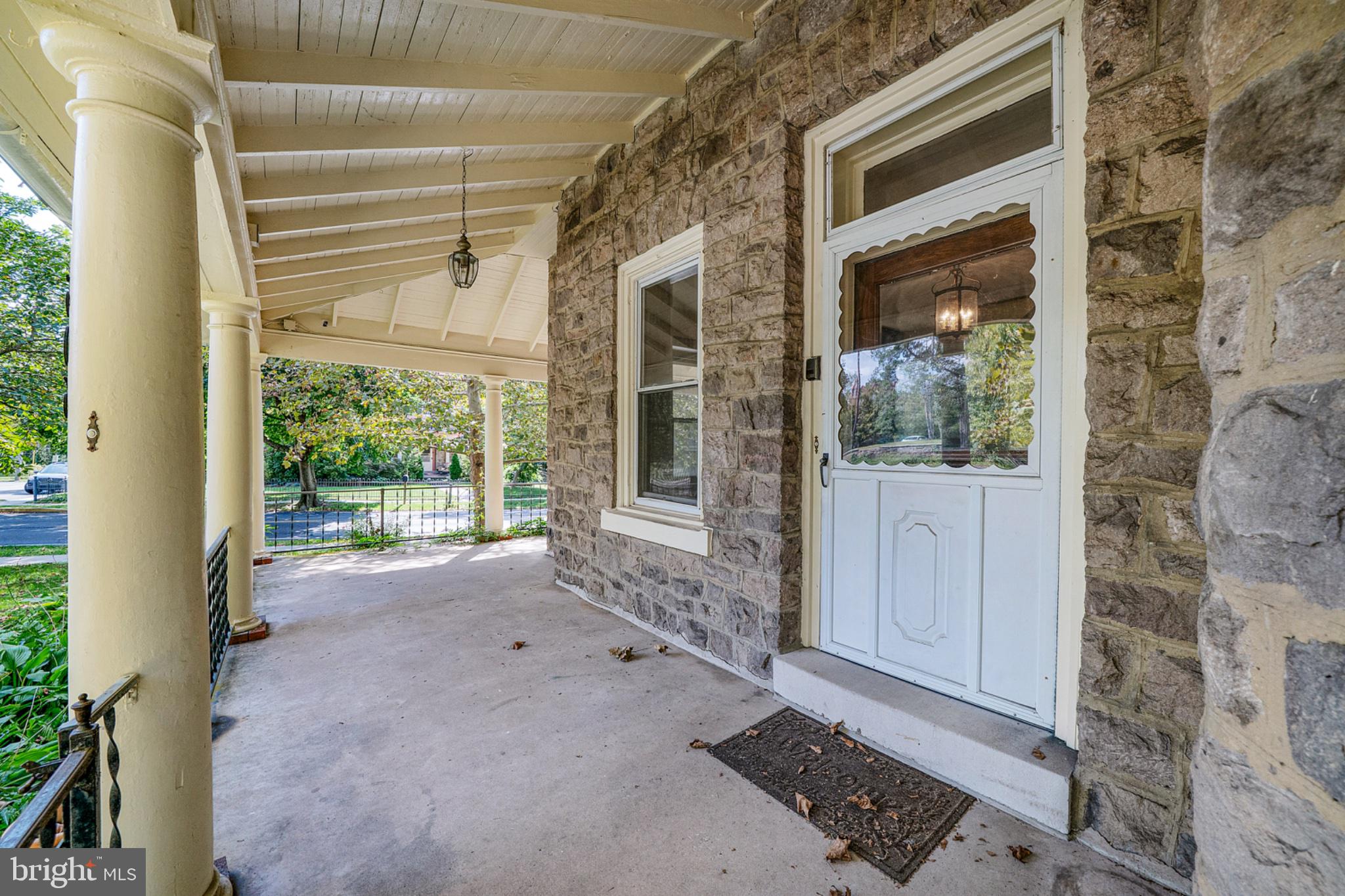 506 TRINITY PLACE