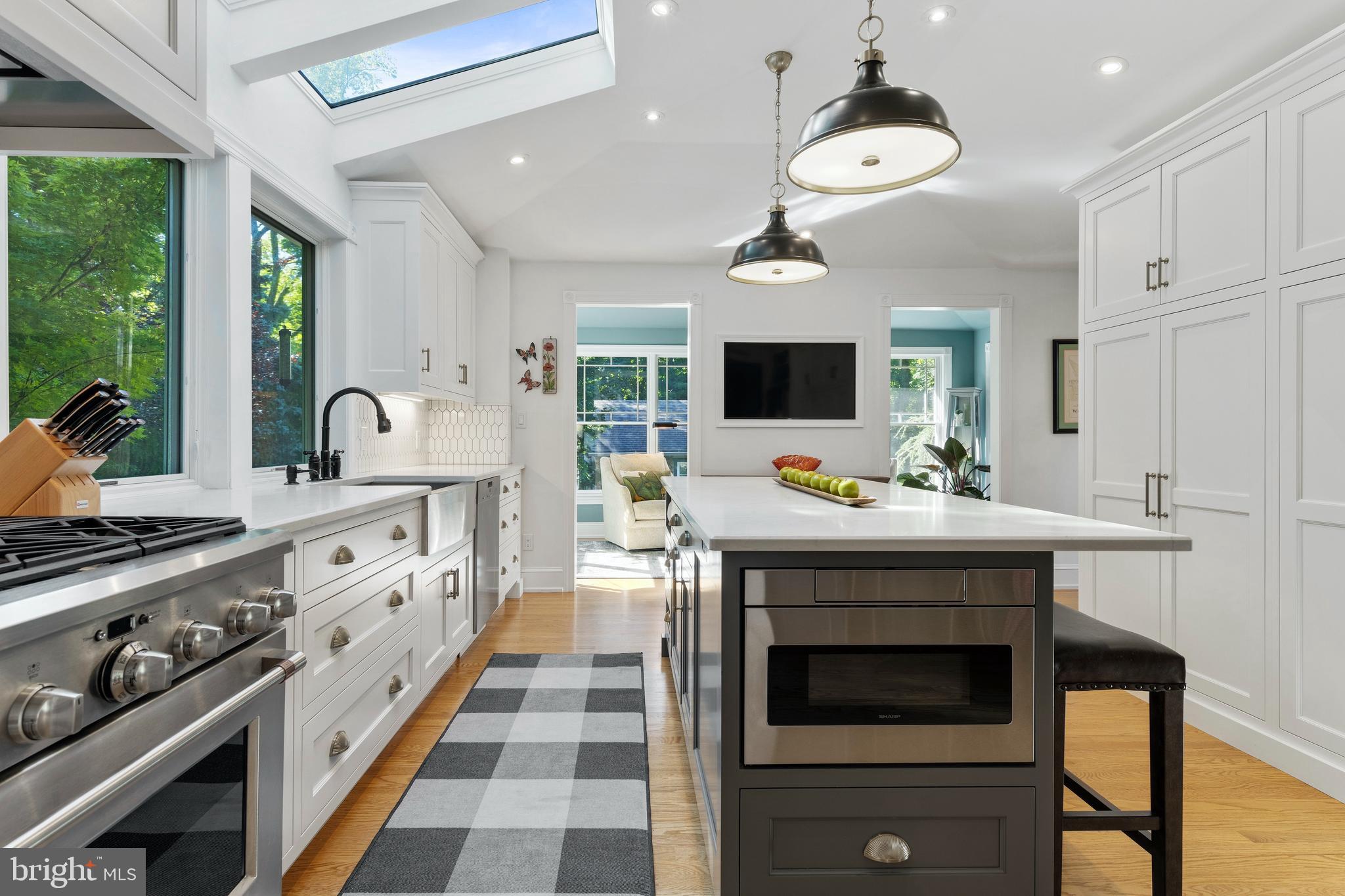 SOUTH WAYNE - Residential