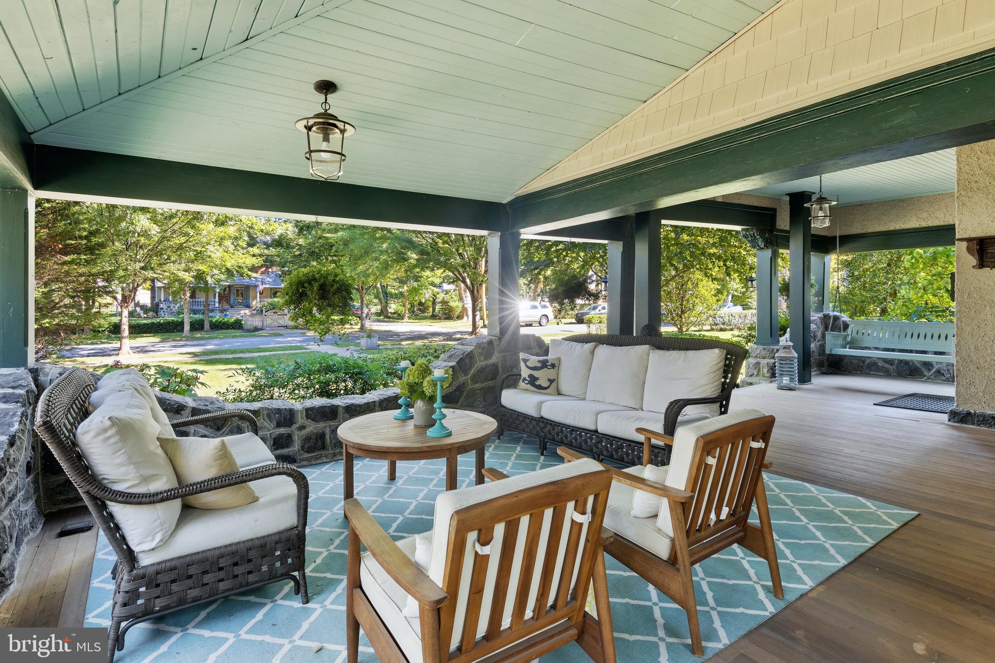 SOUTH WAYNE - Residential