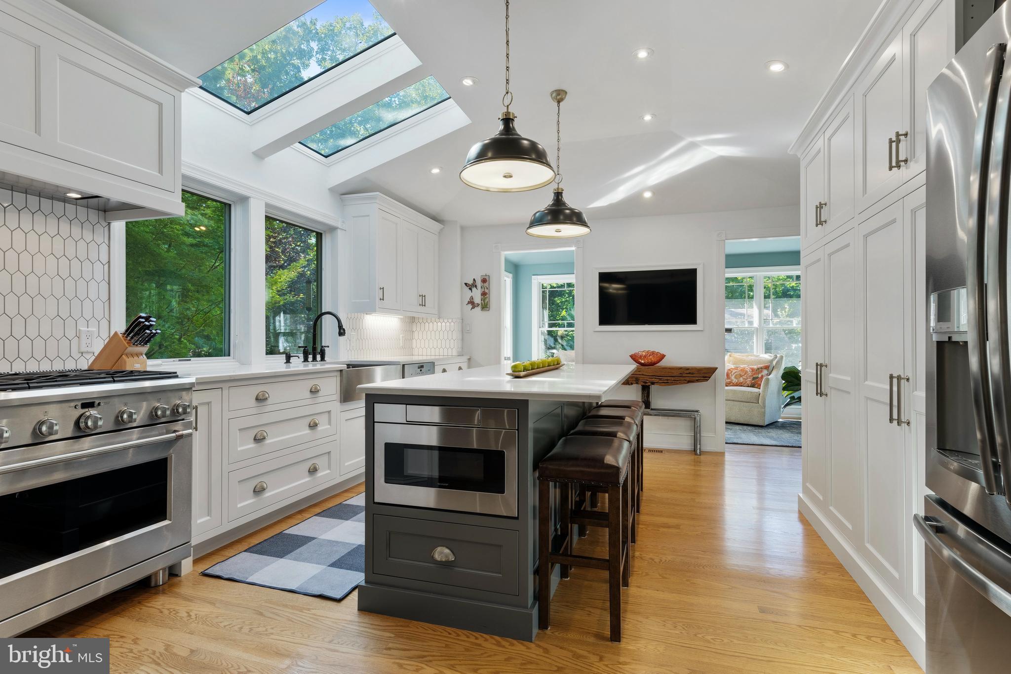 SOUTH WAYNE - Residential