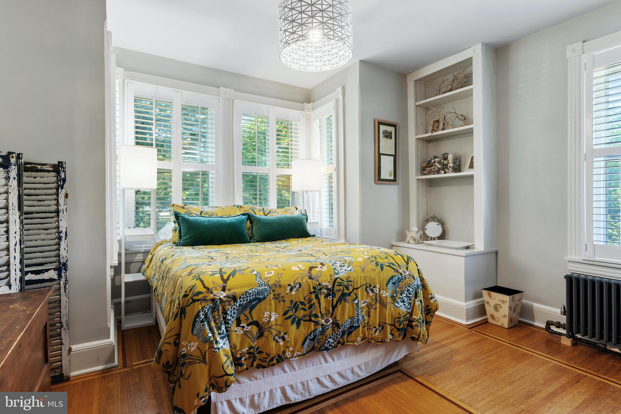 SOUTH WAYNE - Residential