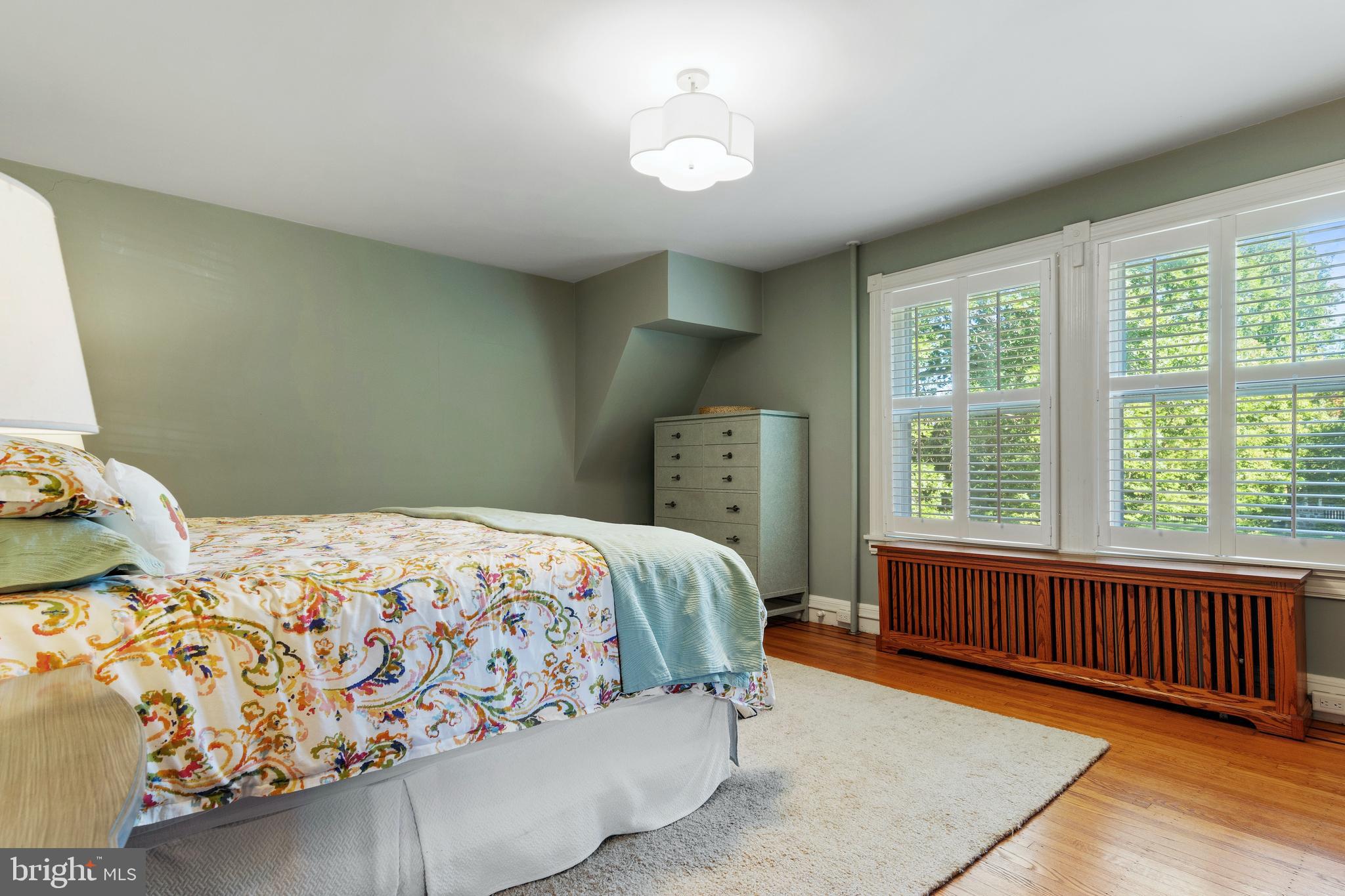 SOUTH WAYNE - Residential