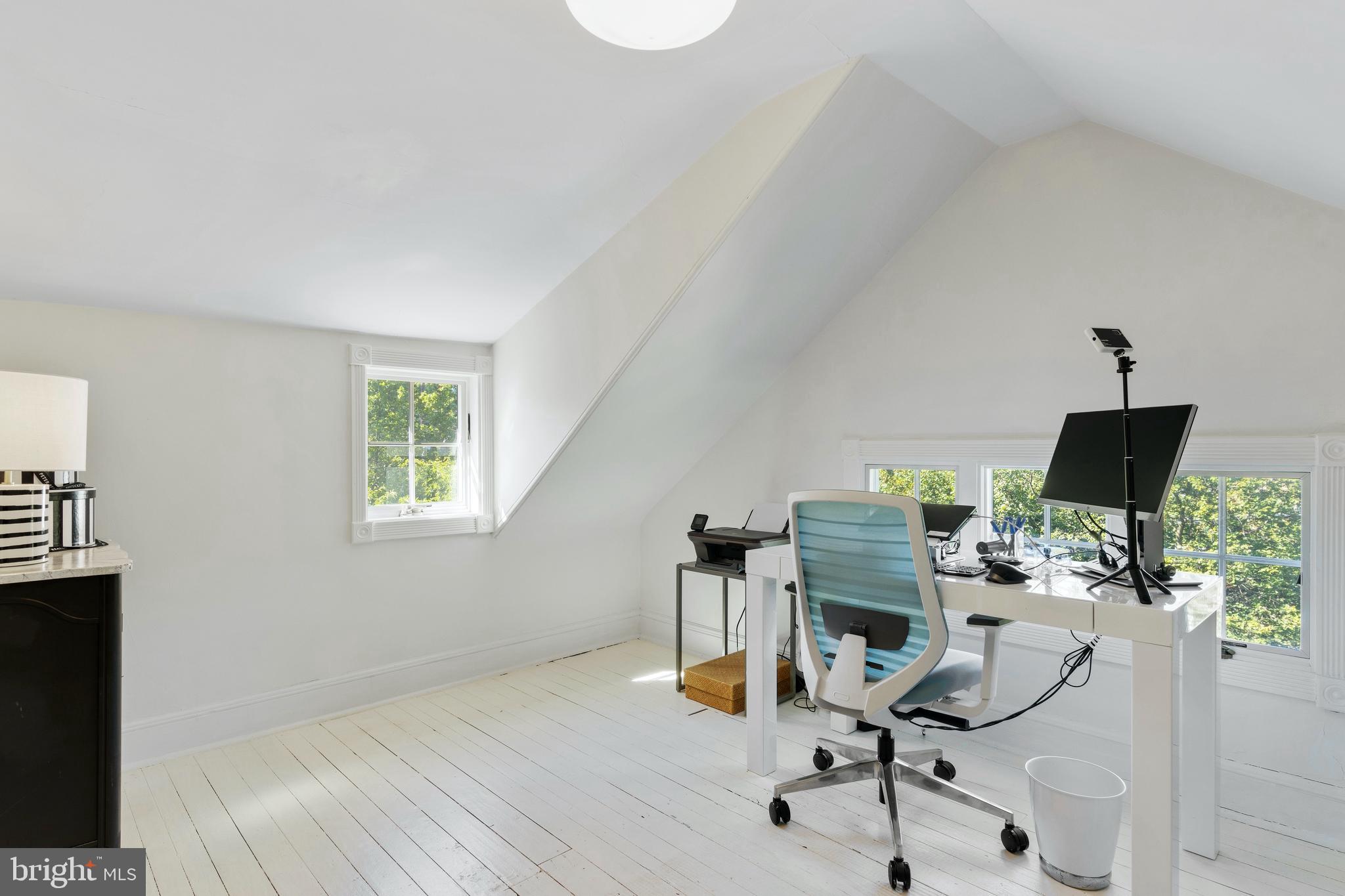 SOUTH WAYNE - Residential