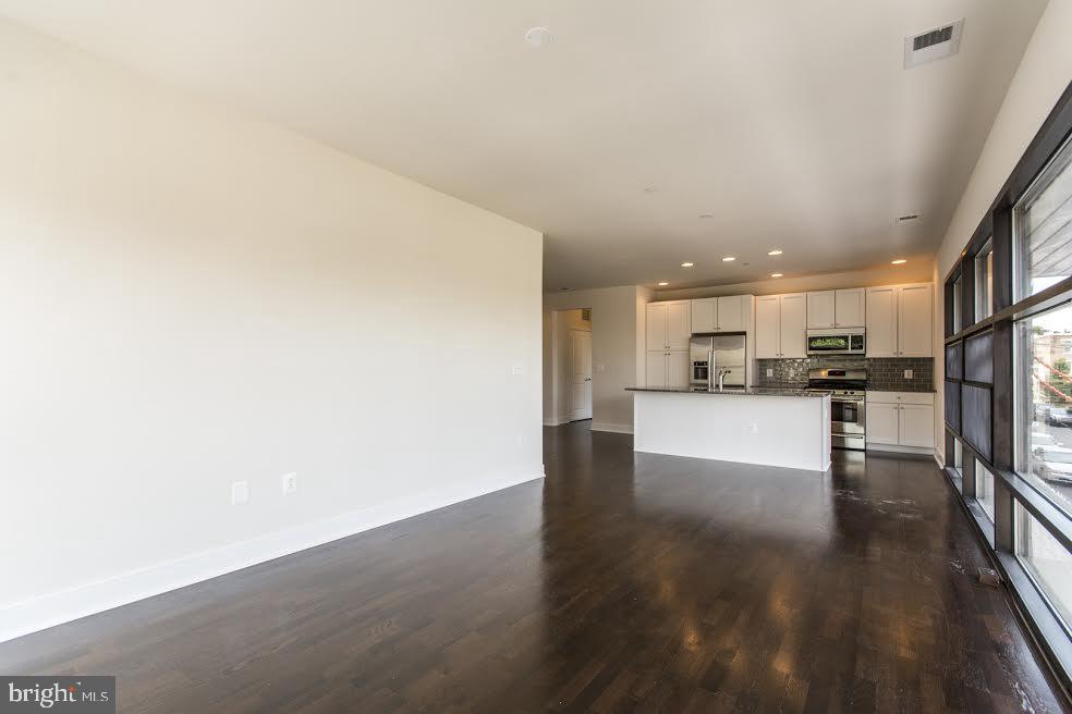 2400 SOUTH - Residential