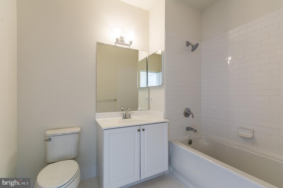 2400 SOUTH - Residential