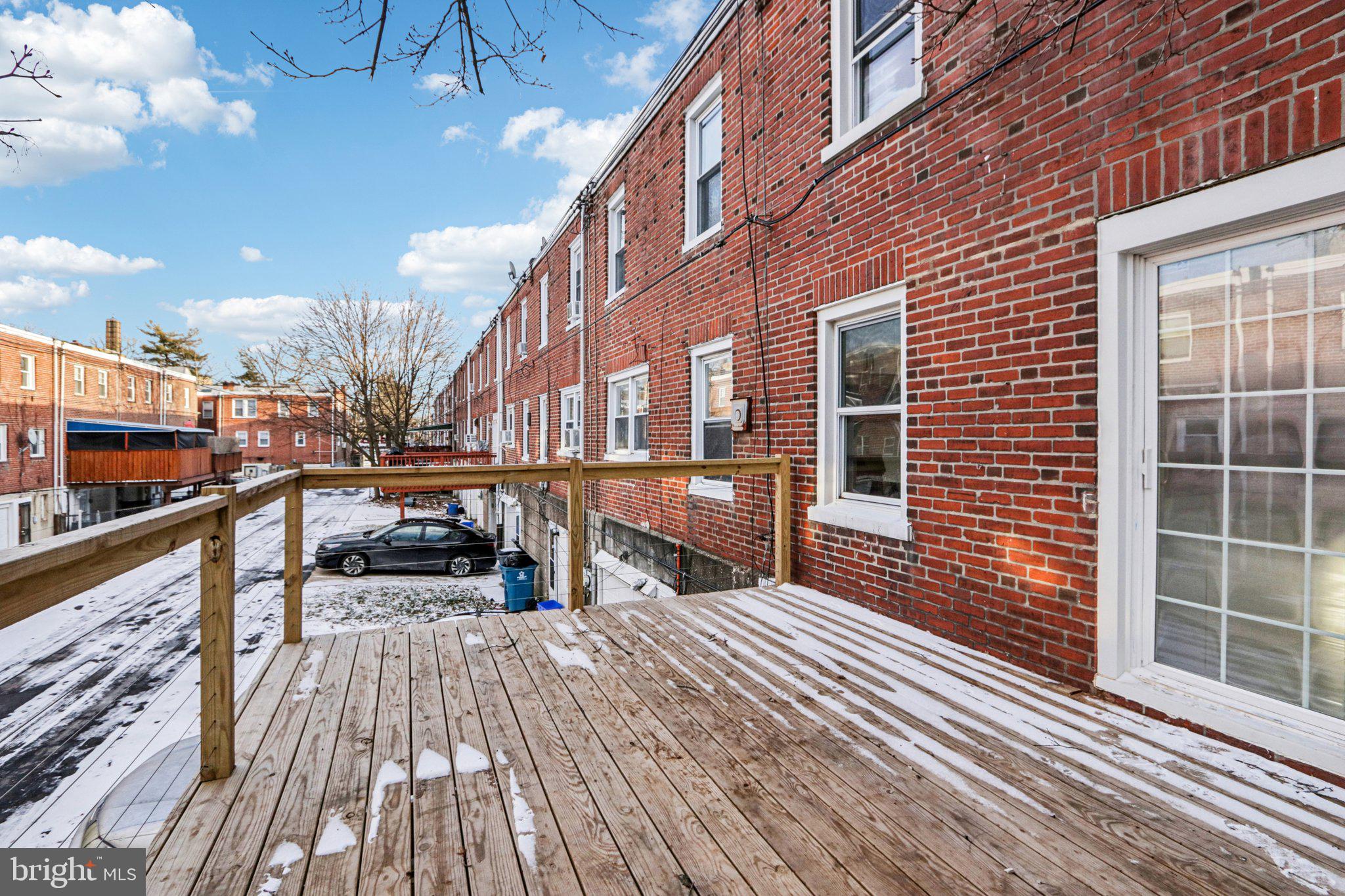 WEST OAK LANE - Residential