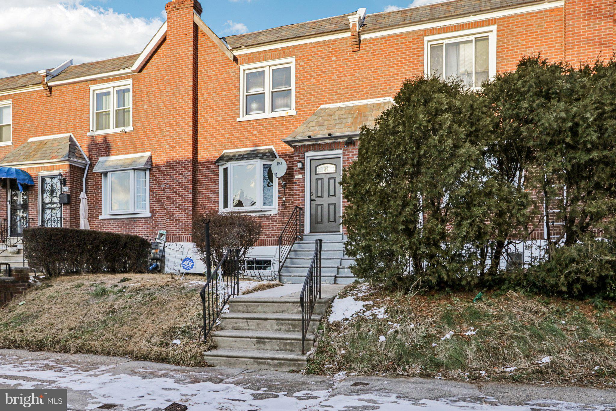 WEST OAK LANE - Residential