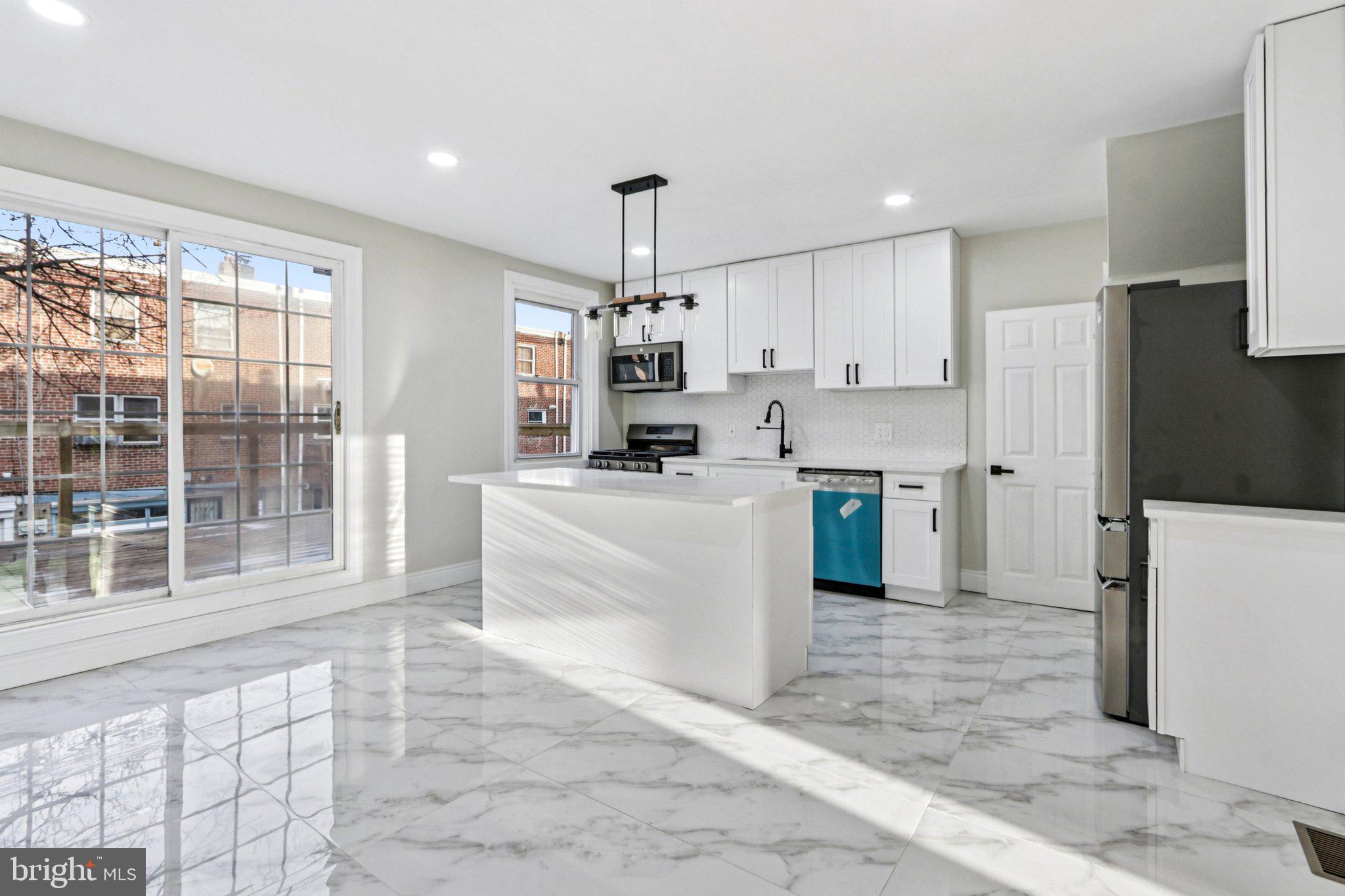 WEST OAK LANE - Residential