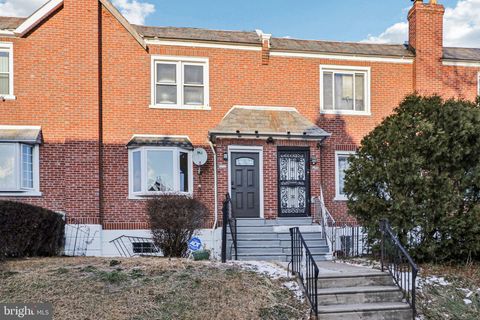 Townhouse For Sale - 7427 Rugby Street<br/> PHILADELPHIA, PA 19138